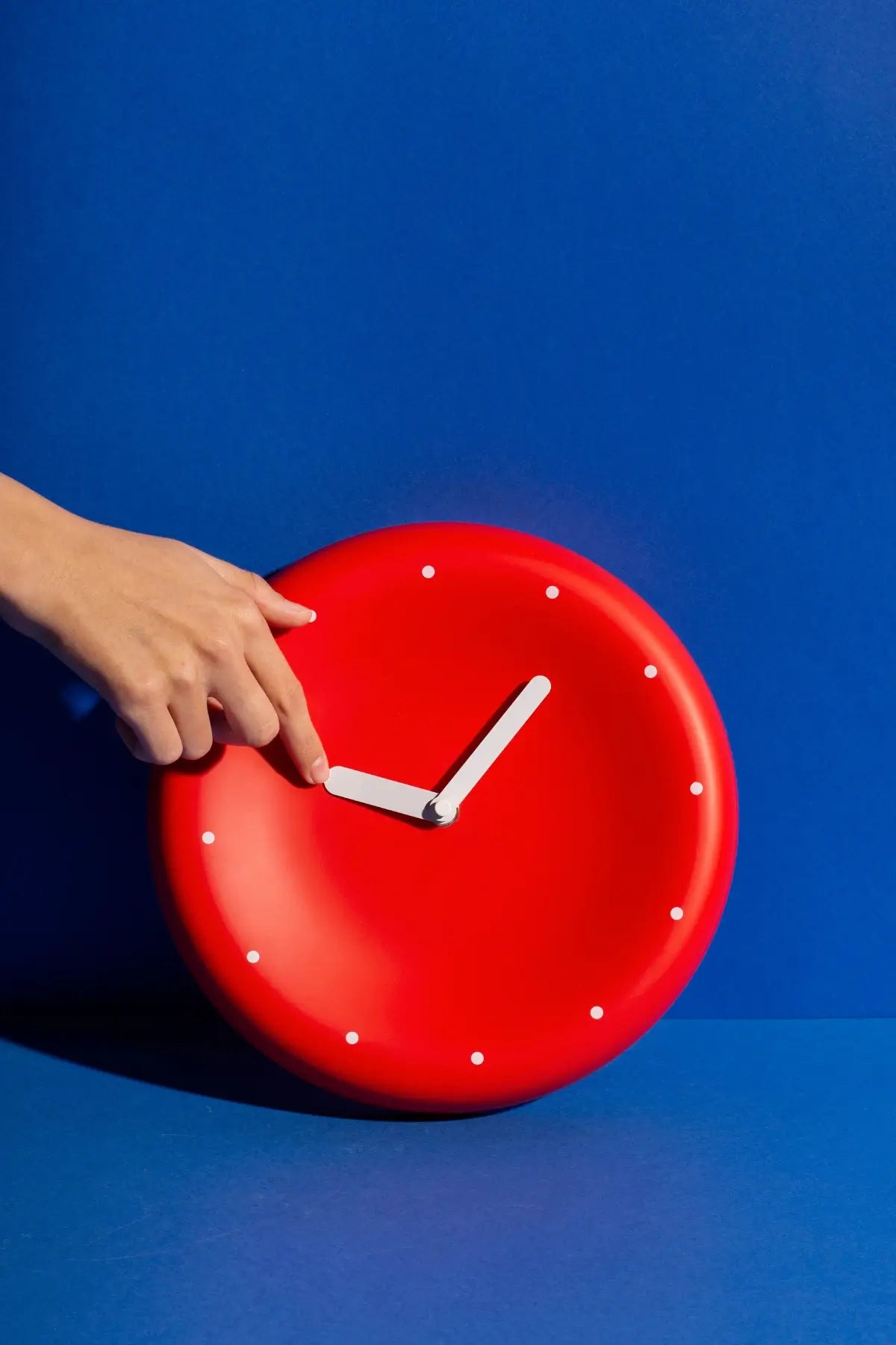 desk clock & calendar