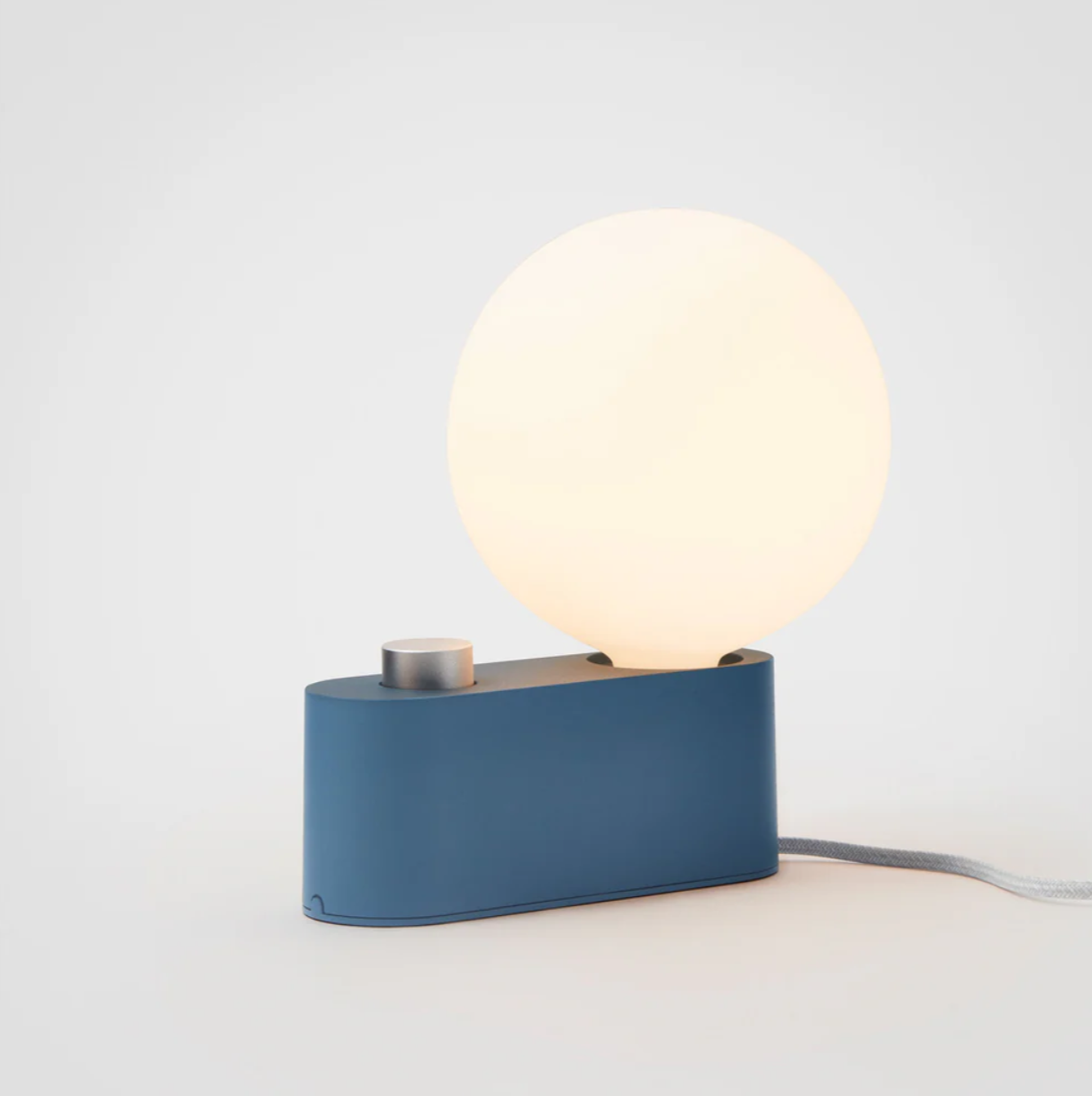 Tala Alumina Table Lamp – Sustainable Lighting, Blossom Pink Design