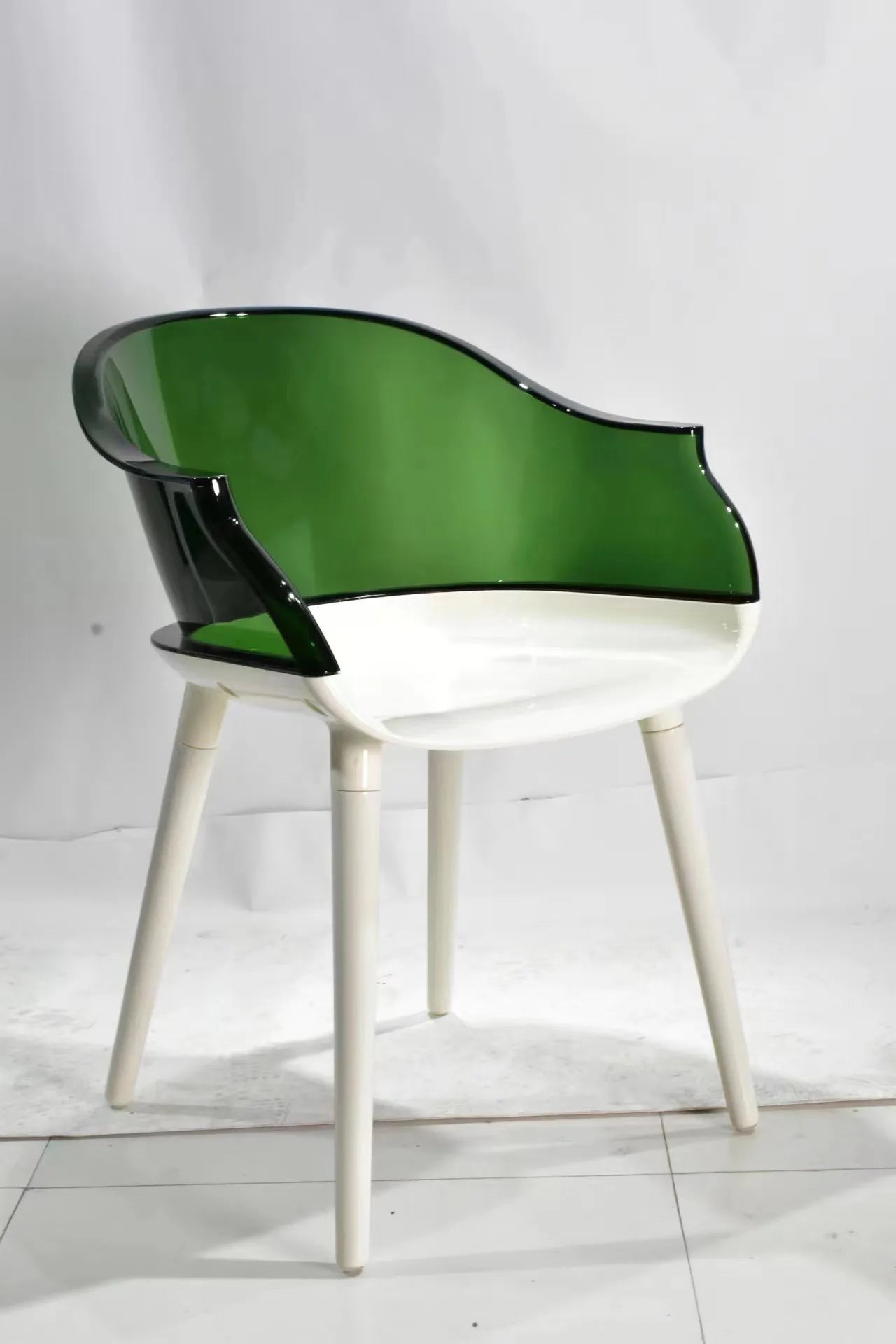 PRISM POP | Translucent Modern Dining Seat