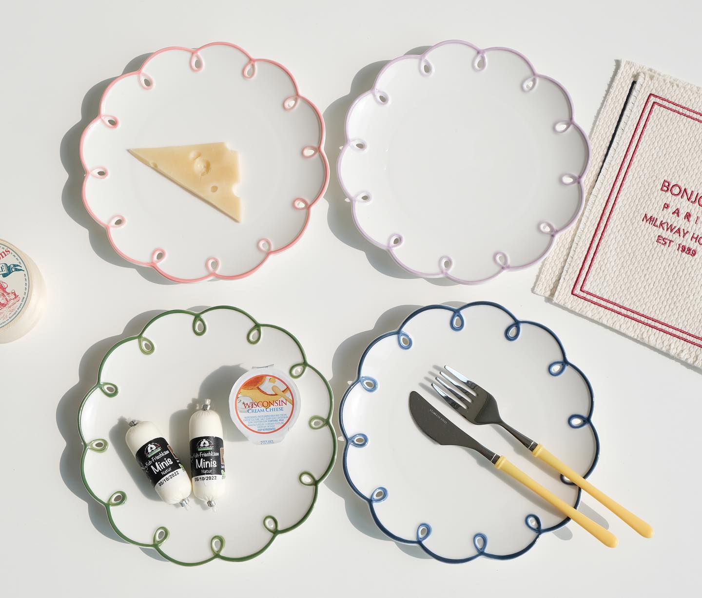 MARIS | Scalloped Ceramic Dining Set