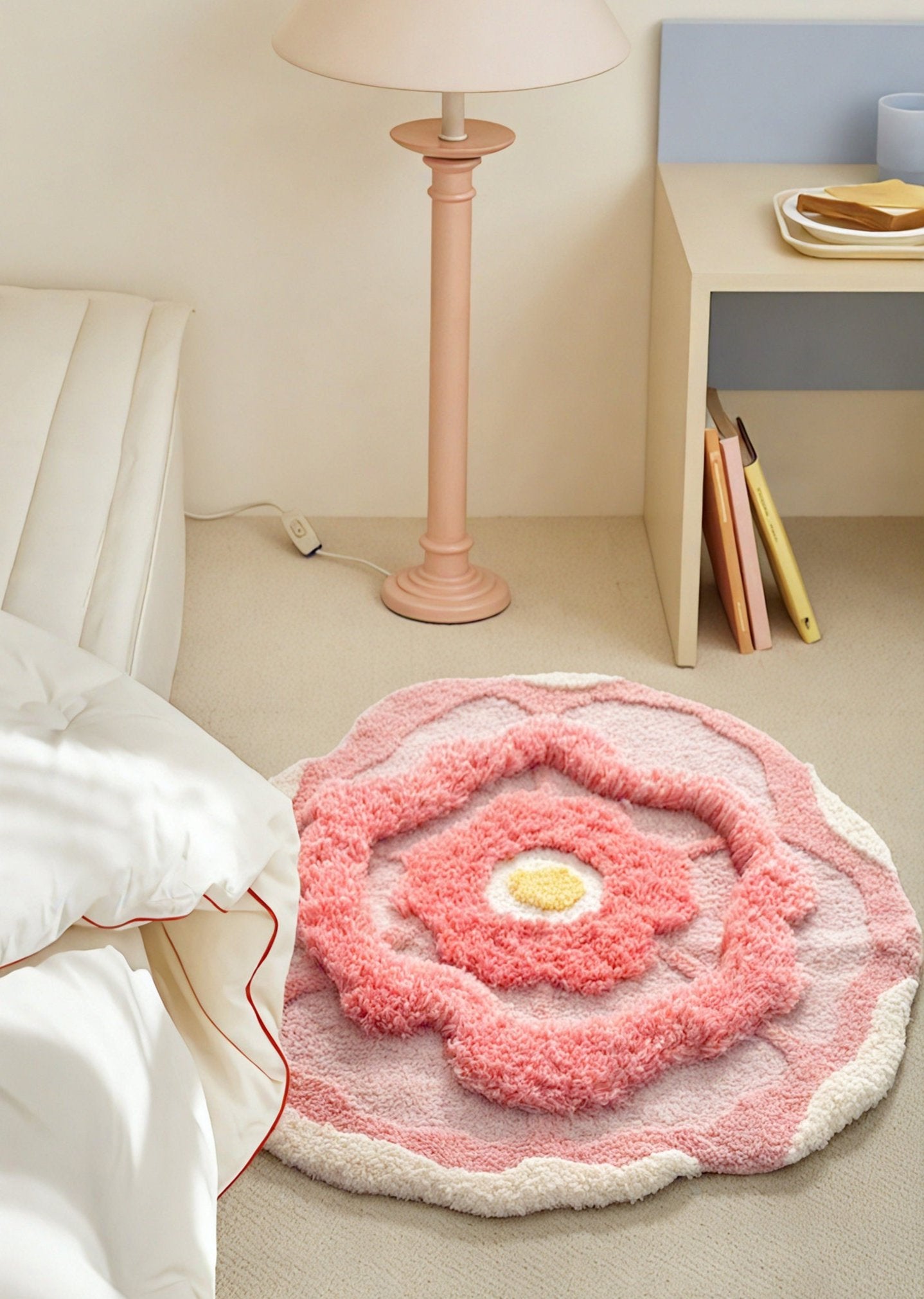 BLOSSOM HAVEN | Floral-Inspired Flocked Rug