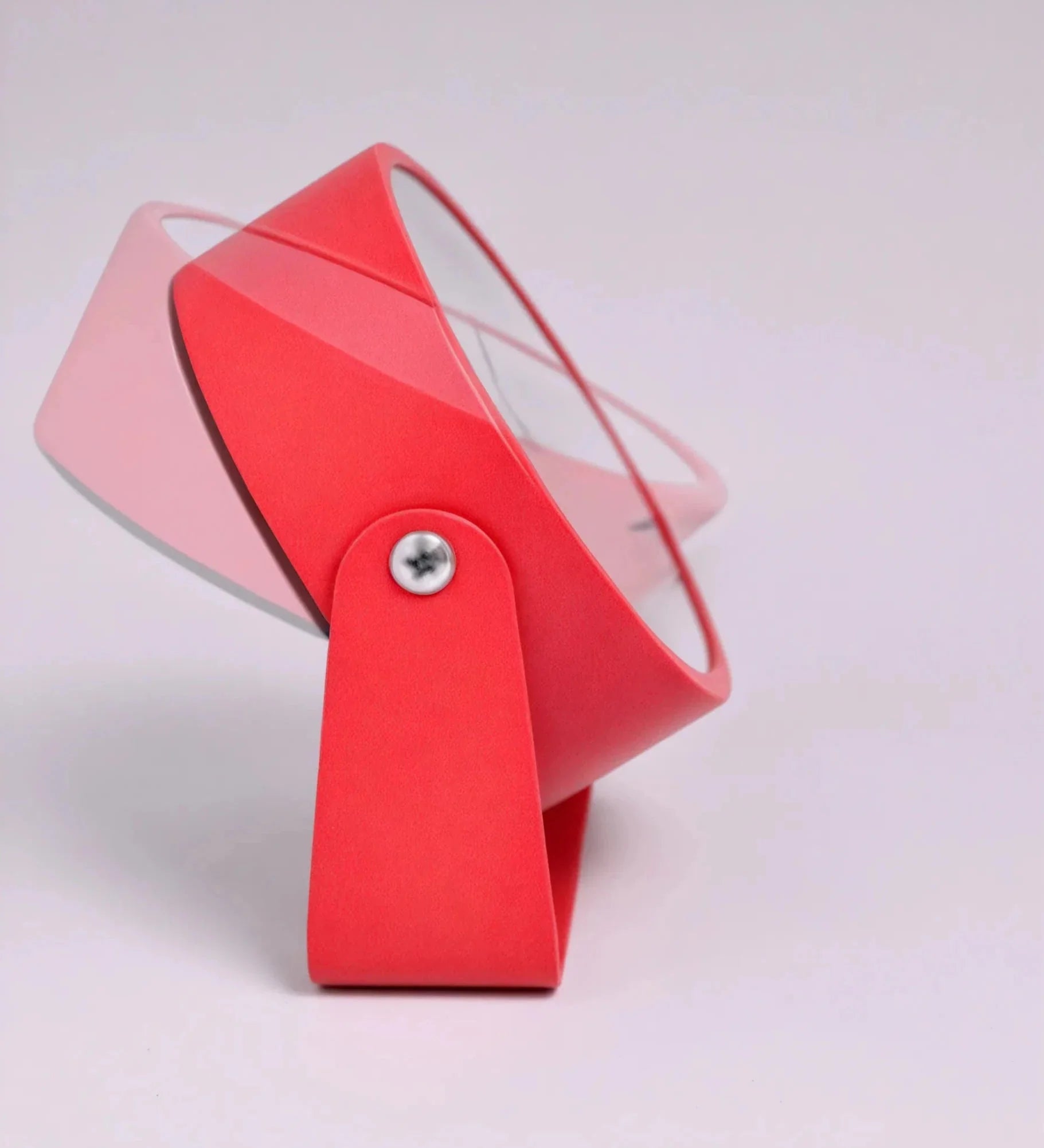 CLASSIC POP | Retro-Chic Silent Alarm Clock