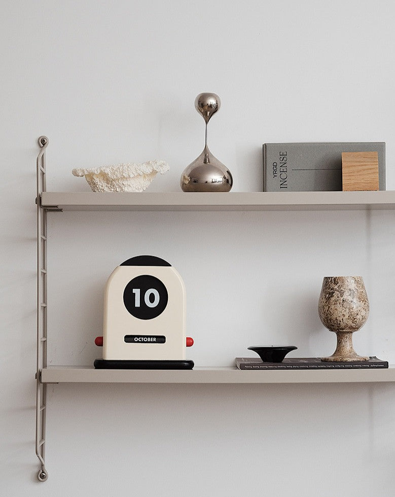 Wooden Retro Calendar - Nordic Designer Wood Craft