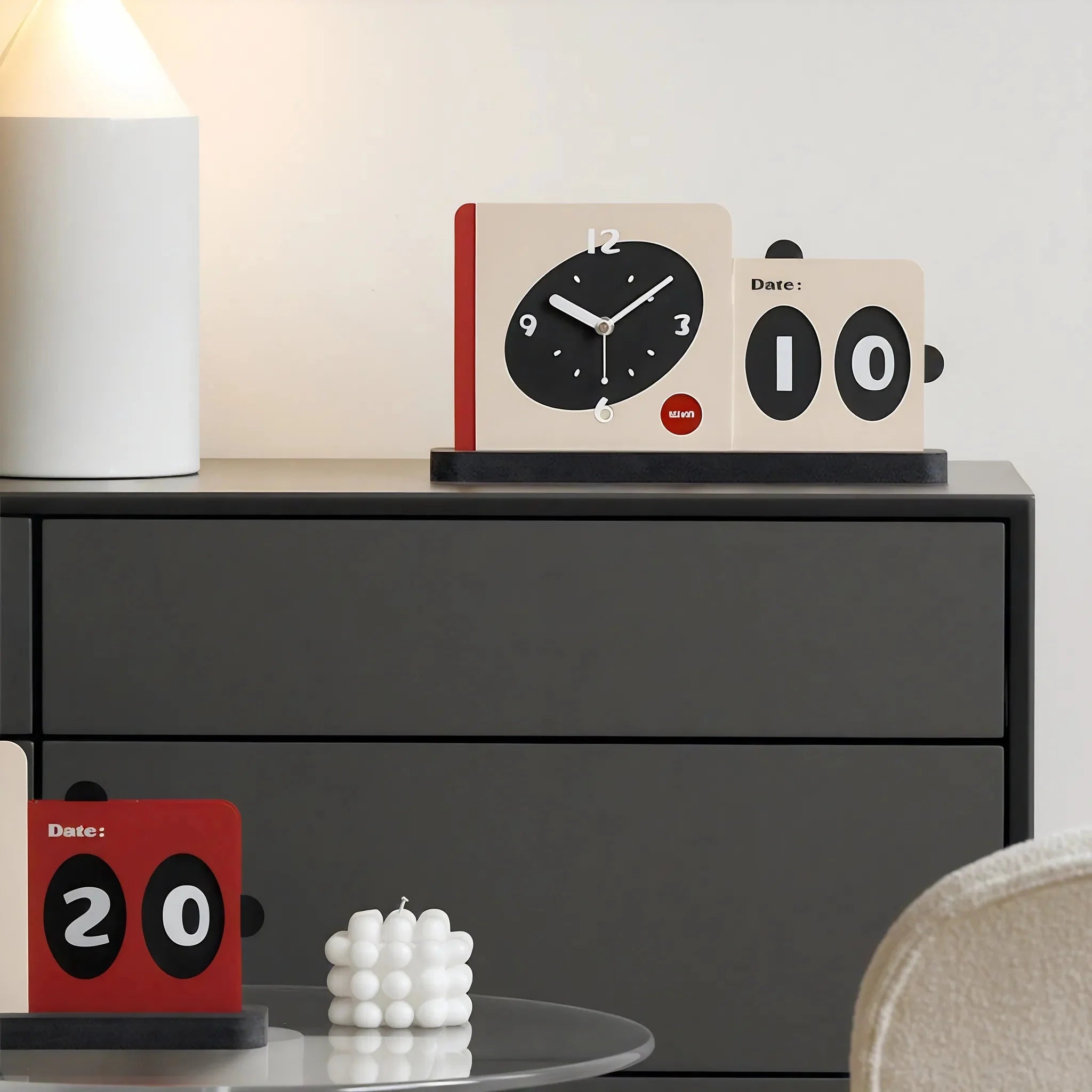 CHRONOS-RETRO | Nordic Calendar Clock