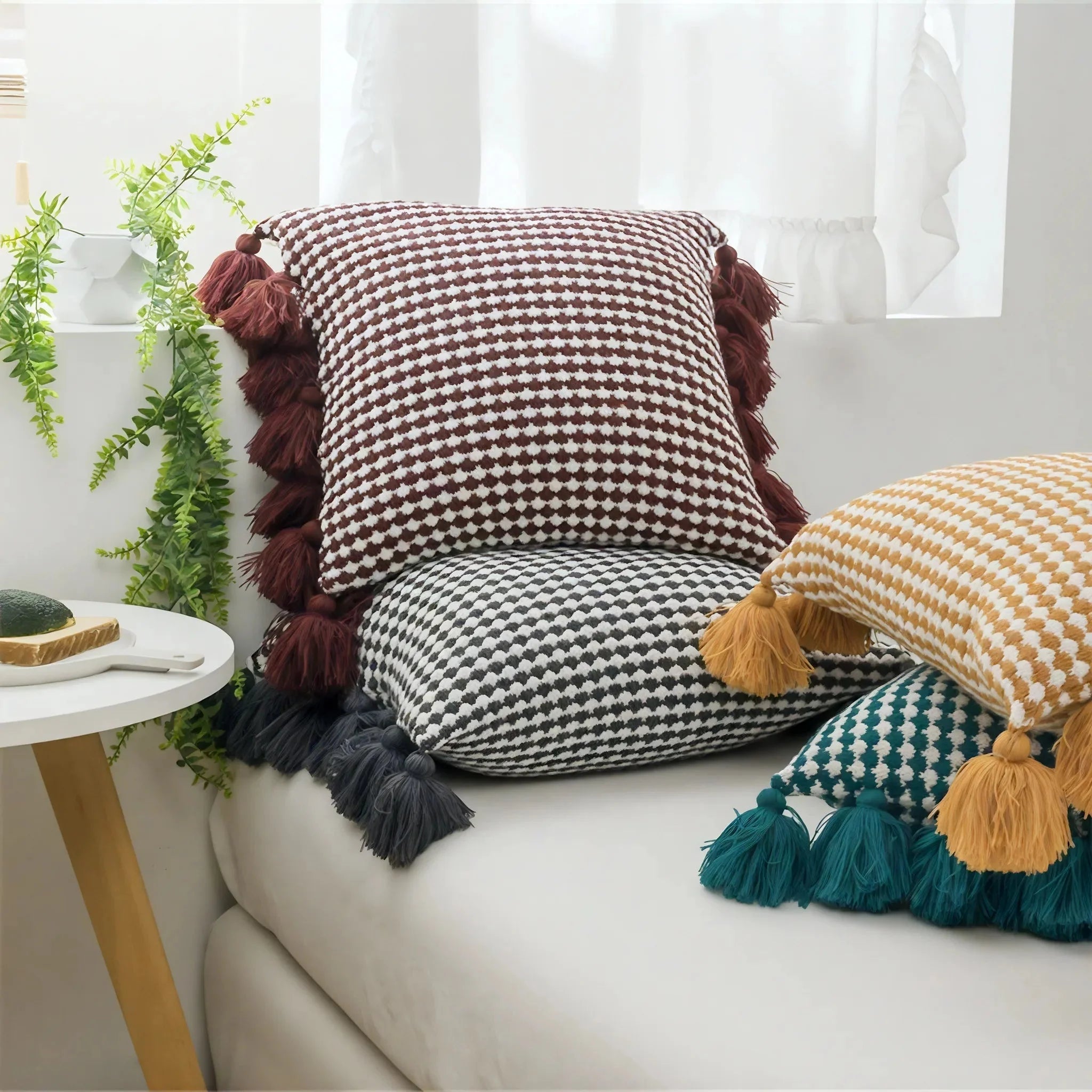 TASSEL | Geometric Knitted Retro Cushion