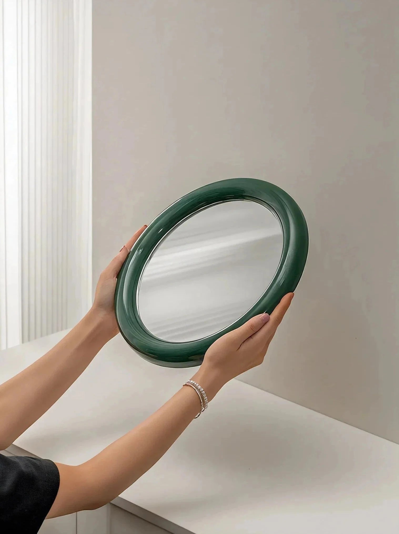 NORDIC-REFLECT | Scandinavian Round Mirror