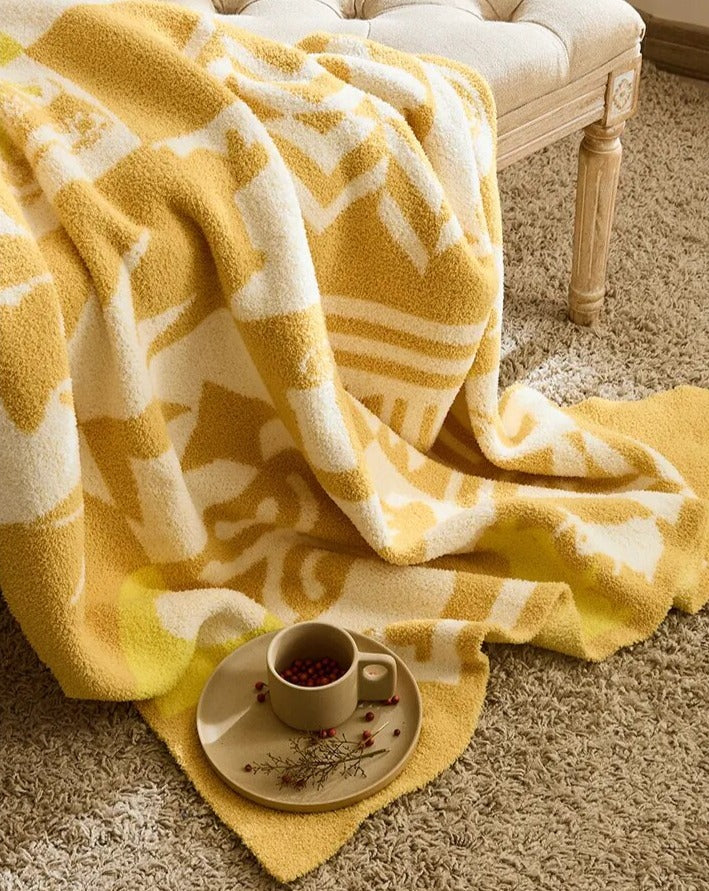 Knitted Throw Blanket – Cozy Holiday Throw, Soft Polyester Knit
