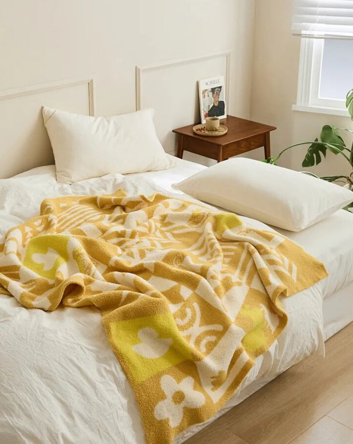 Knitted Throw Blanket – Cozy Holiday Throw, Soft Polyester Knit