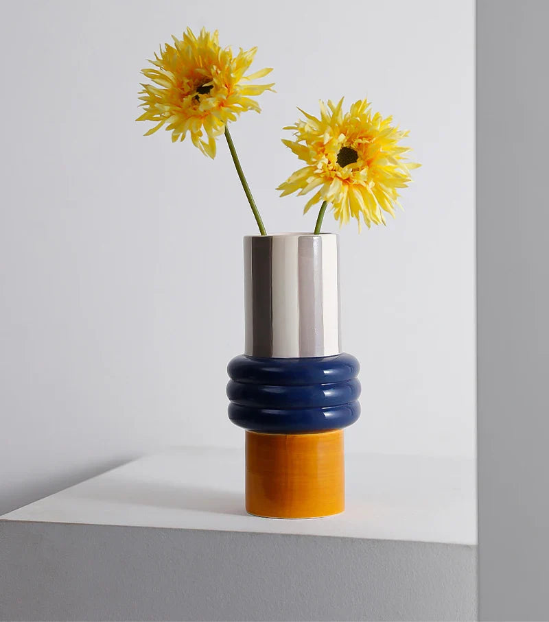 Retro Form Ceramic Vase