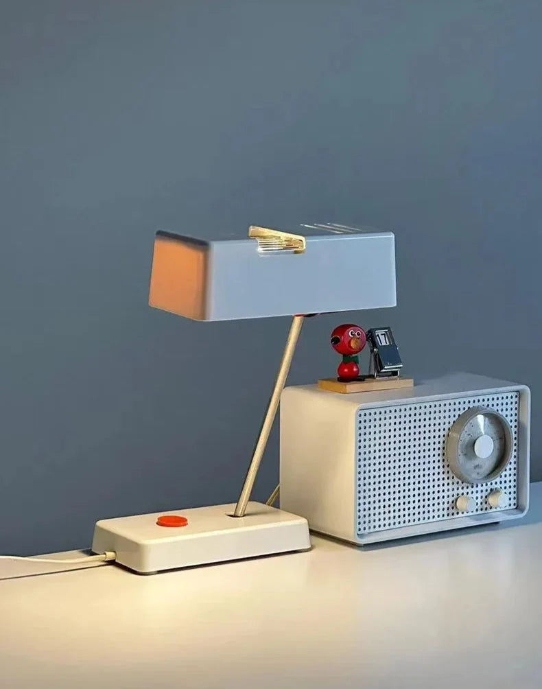 Retro Industrial Table Lamp – Bauhaus Lighting Metal Design