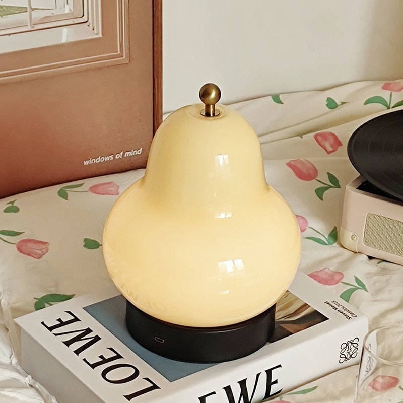 Vintage Touch Dimming Lamp – Pear Shaped LED Table Light