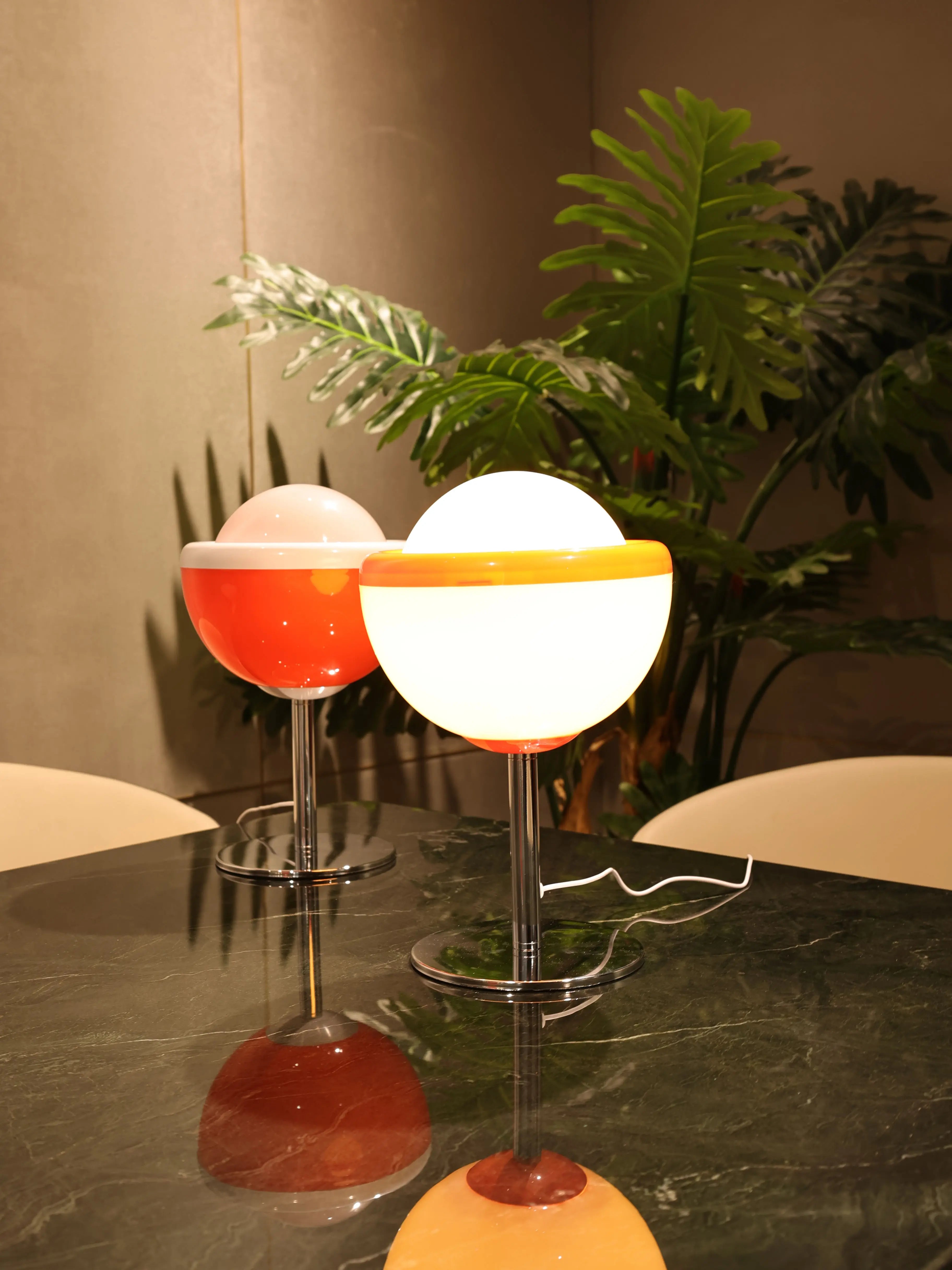 Retro Wine Glass Lamp - Vintage Table Light with USB Power