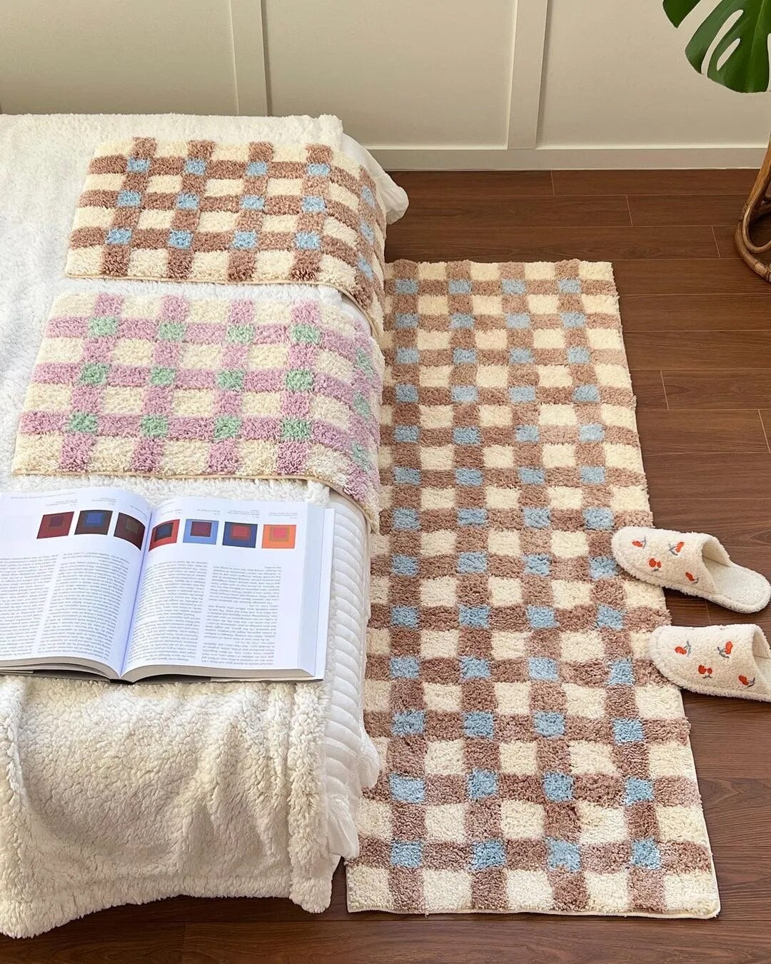 Checkerboard Bedside Rug - Pastel Area Rug Soft Cozy Carpet