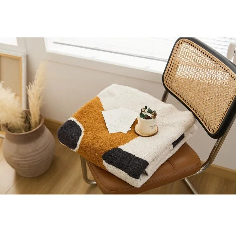 Knitted Throw Blanket – Brown Flower Pattern Cozy Fleece