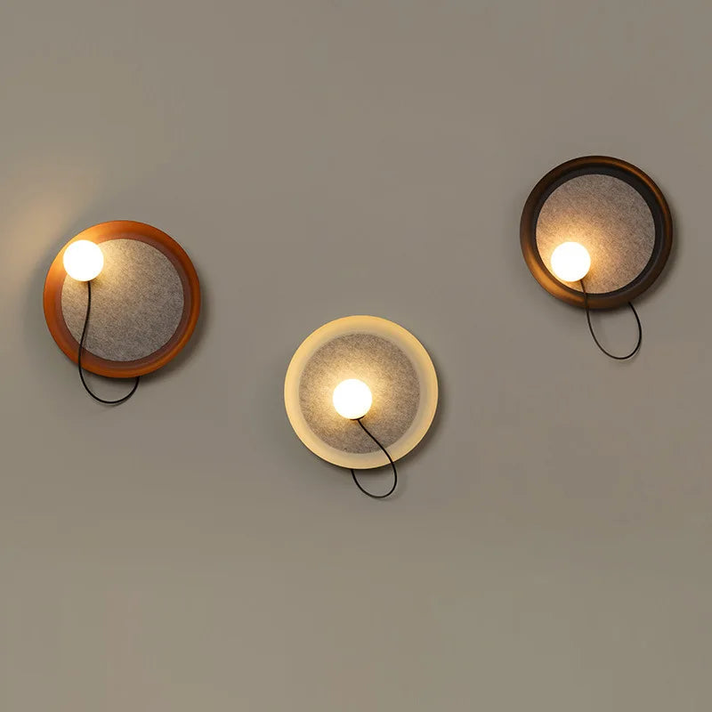 Oriental Wall Fixture – Metal Bulb Plate Lamp