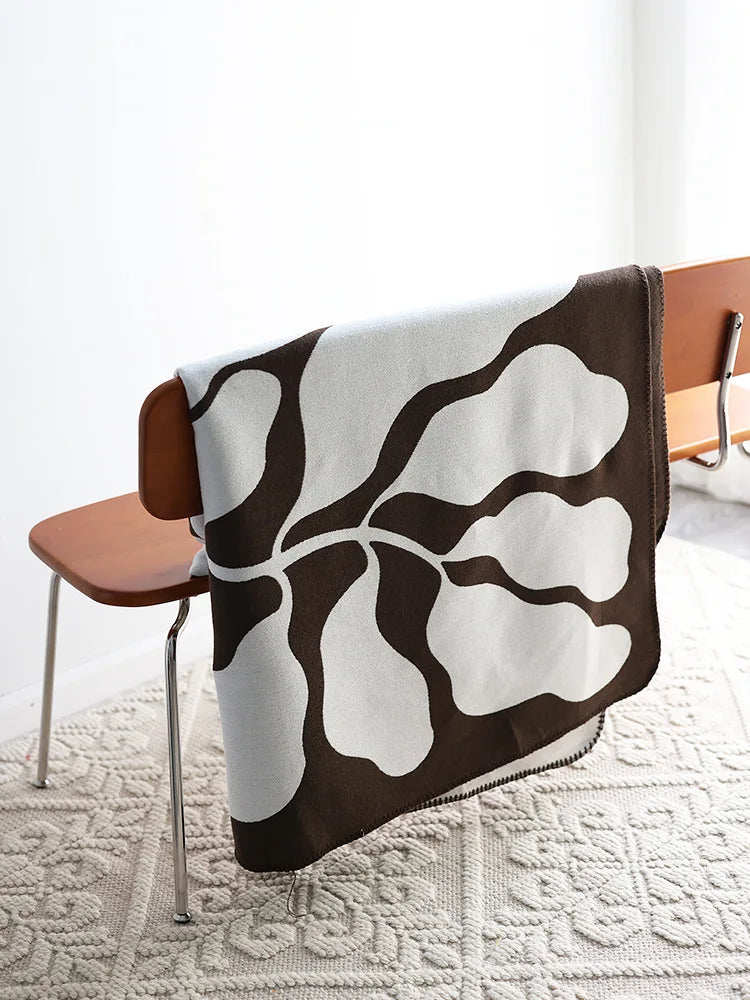 Jacquard Vine Throw | Cozy Sofa Throw, Machine Washable