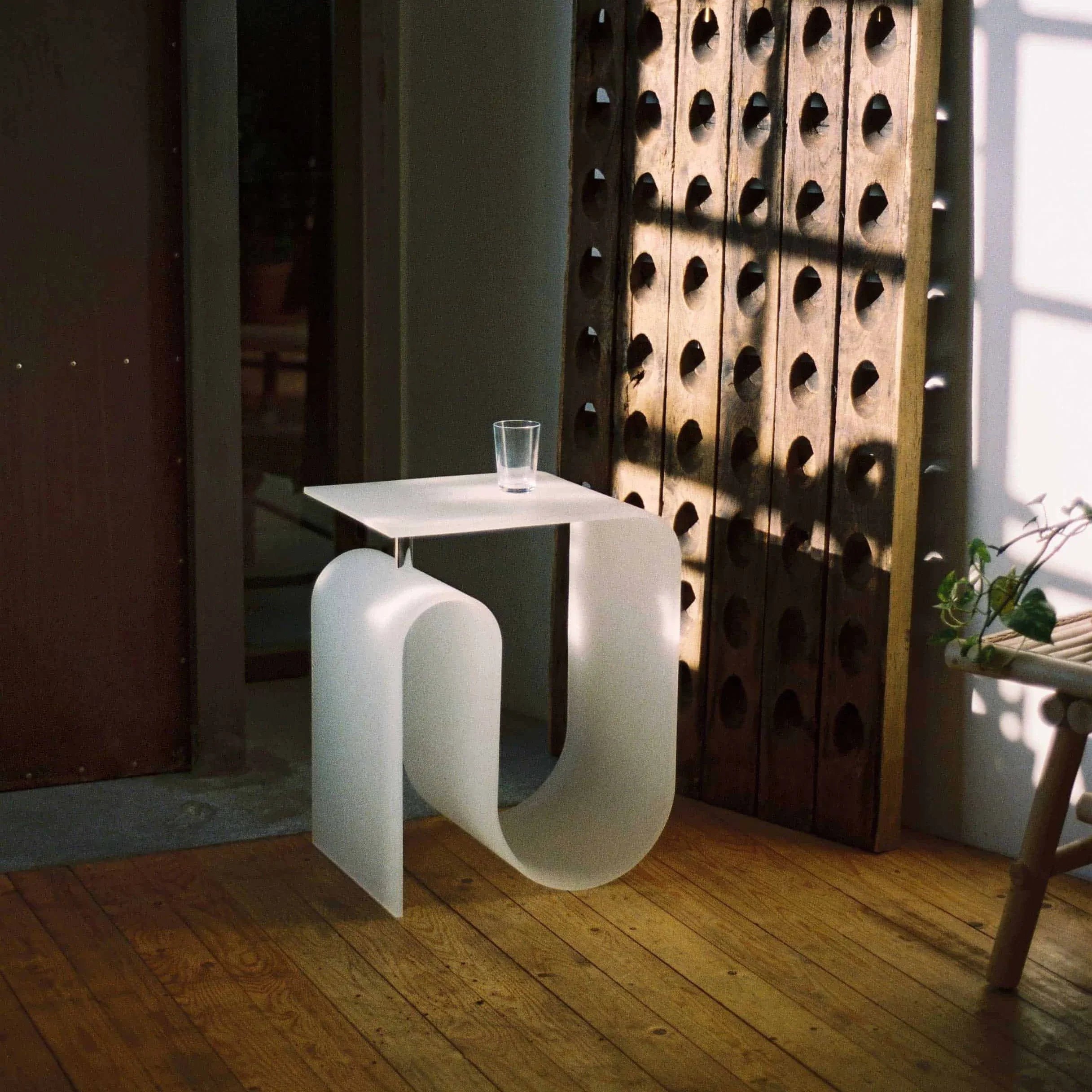 White Wave Side Table - Modern Acrylic Accent