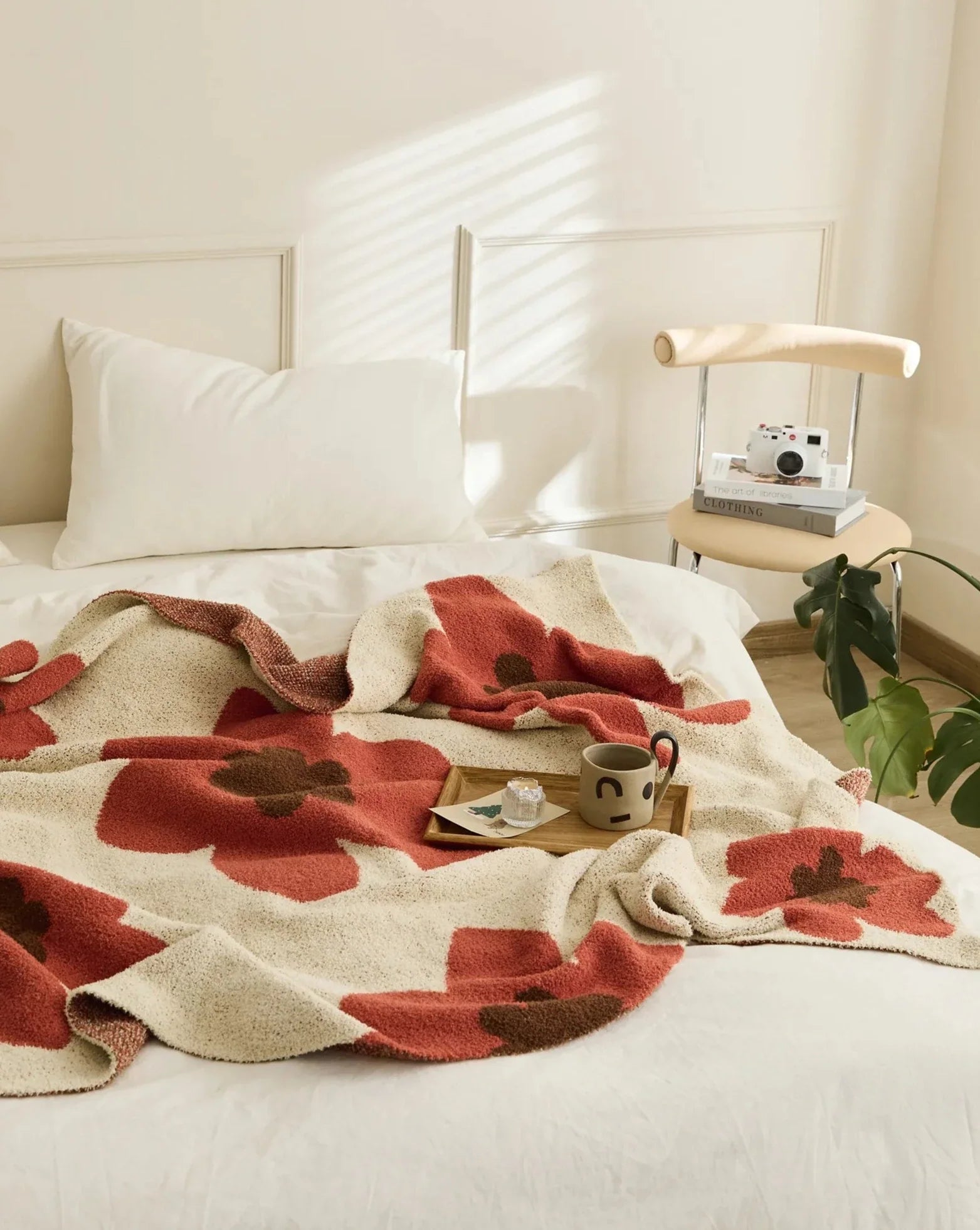 Microfiber Throw Blanket - Lightweight Floral Knit Cover
