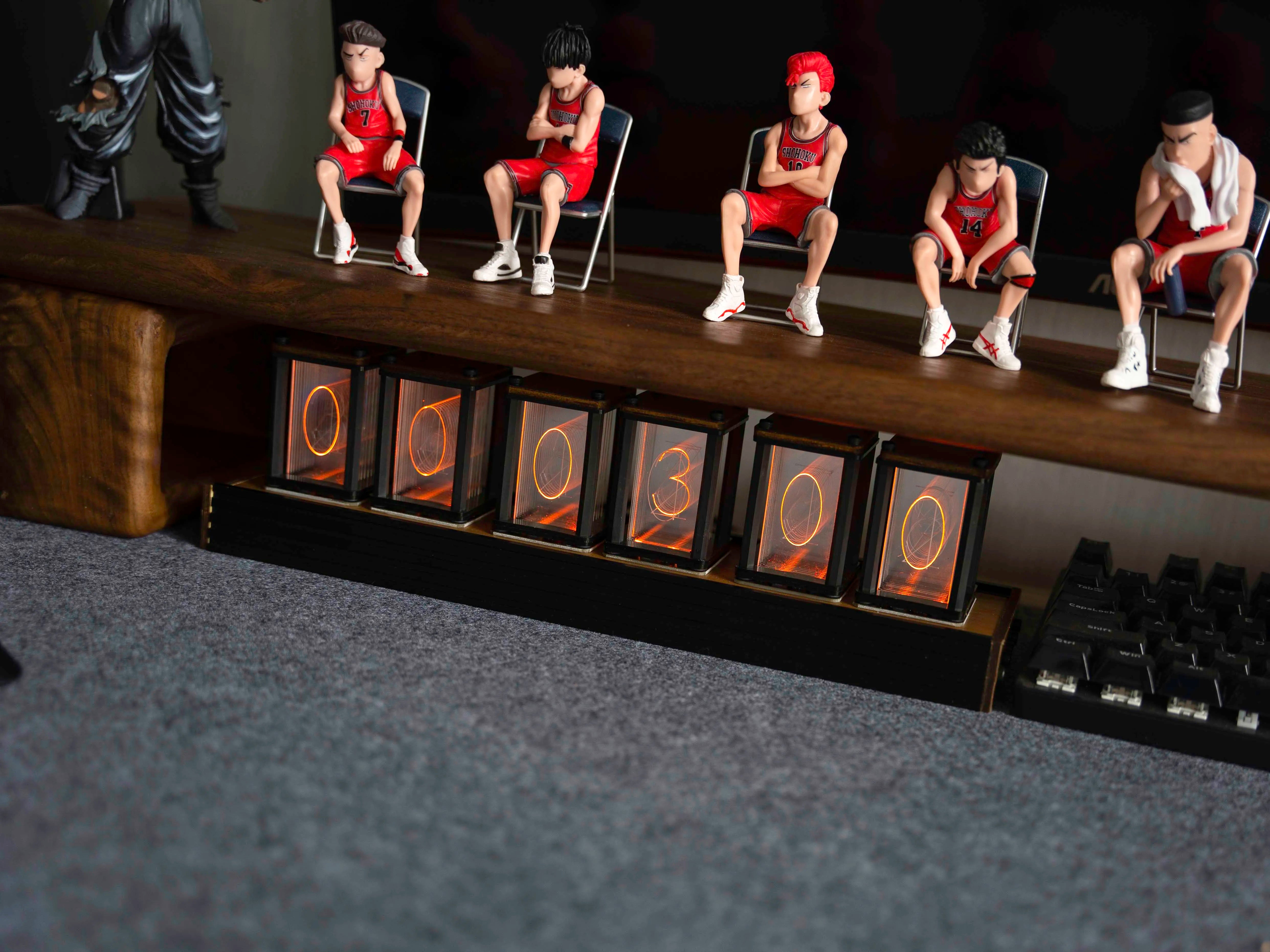 Nixie Tube Clock - Custom Wooden Digital Timer