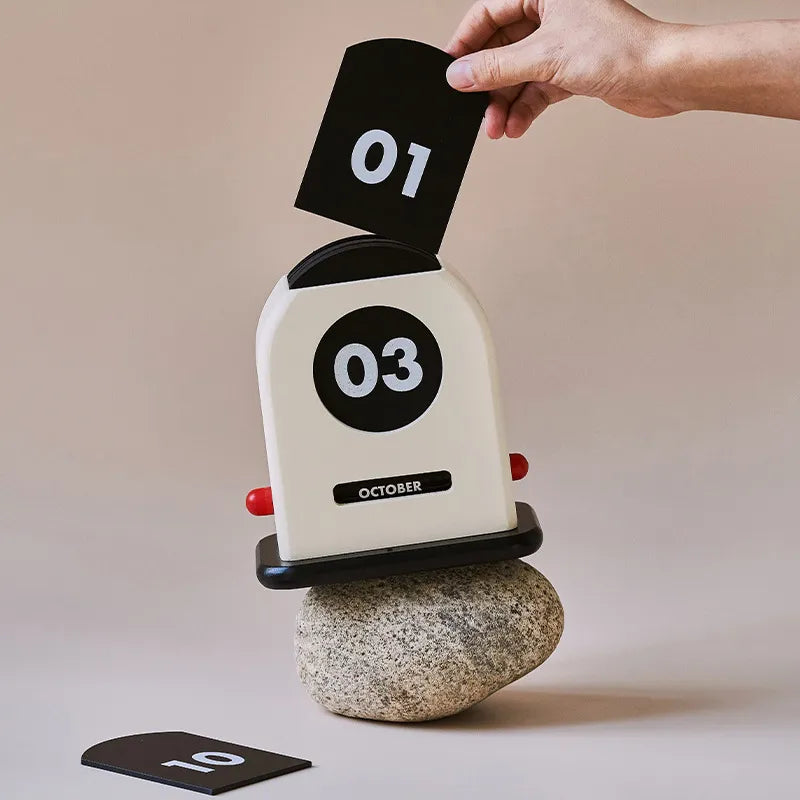Wooden Retro Calendar - Nordic Designer Wood Craft