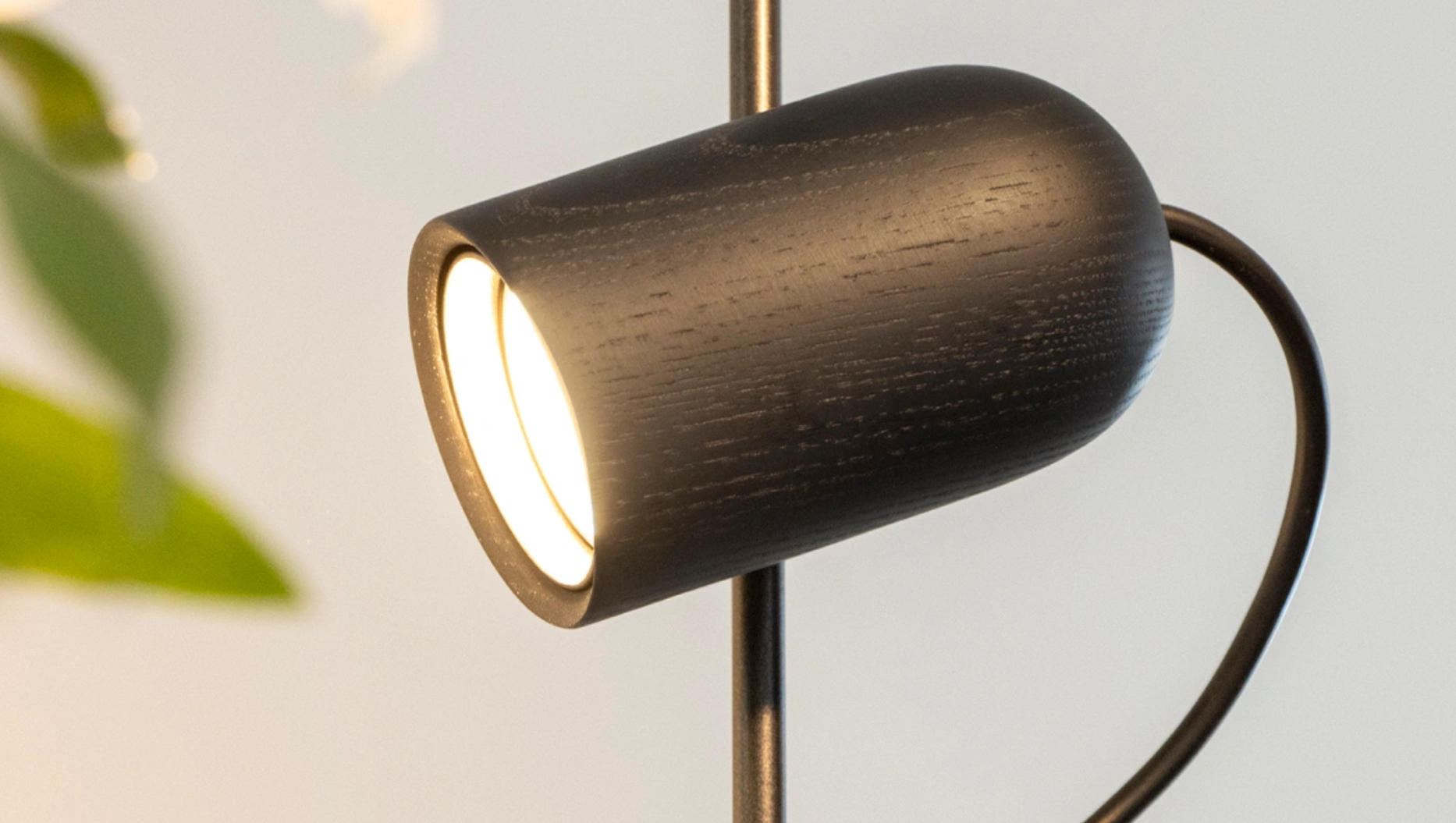 Nordic Spotlight Lamp – Adjustable Floor to Ceiling Pendant Light