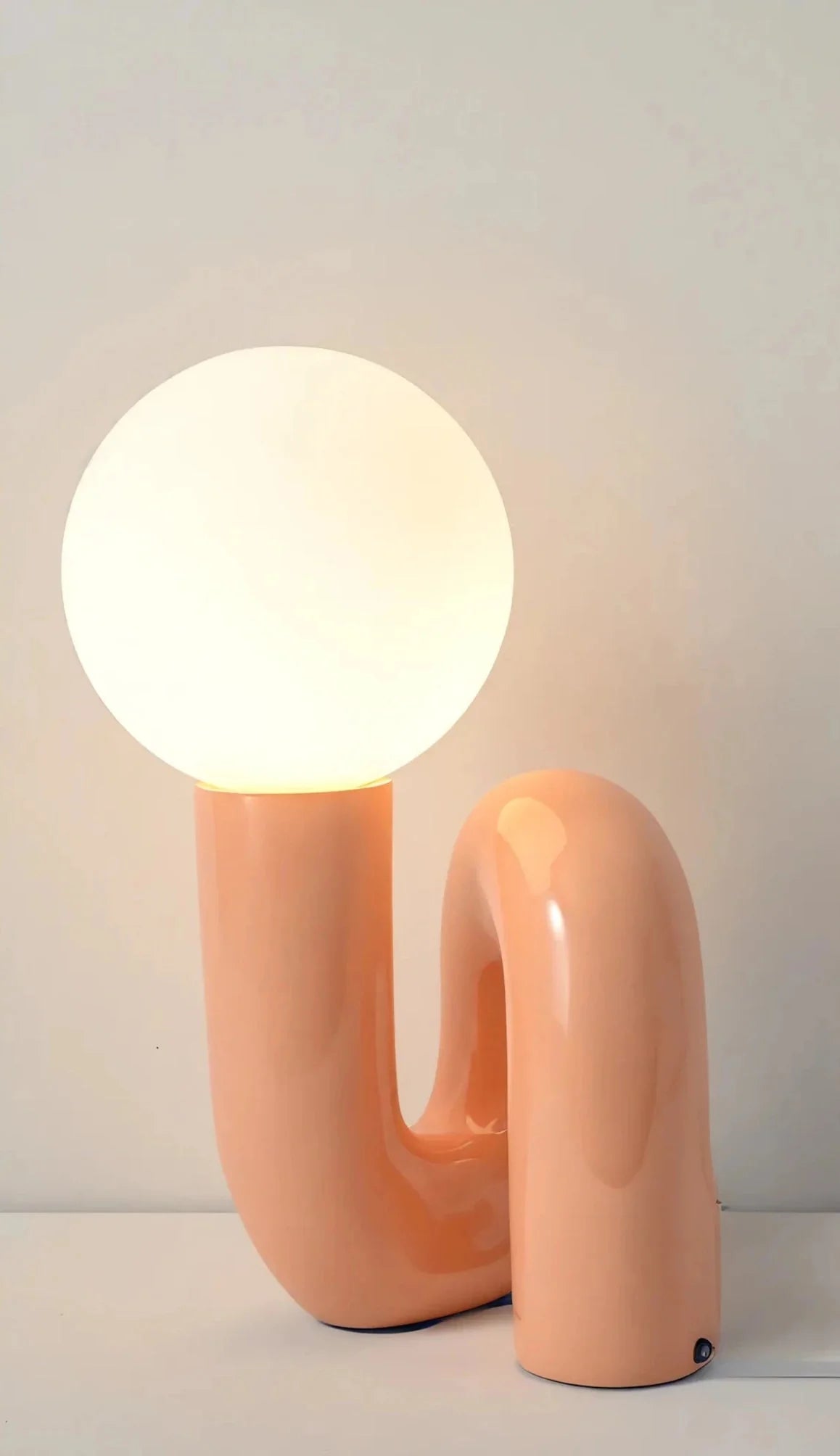 Nordic Table Lamp – Twisted Ball LED Light