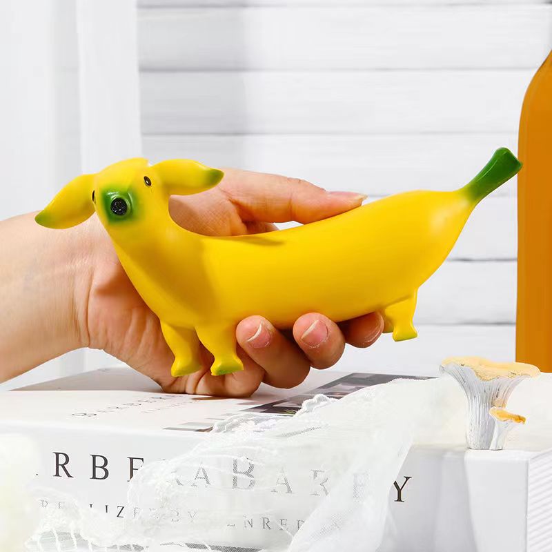 Funny Banana Dog Statue – Quirky Garden Decor