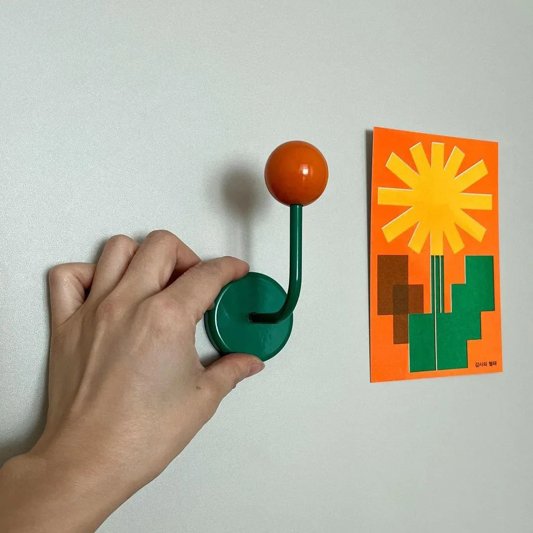 Magnetic Wall Hook - Retro Metal Ball Hanger