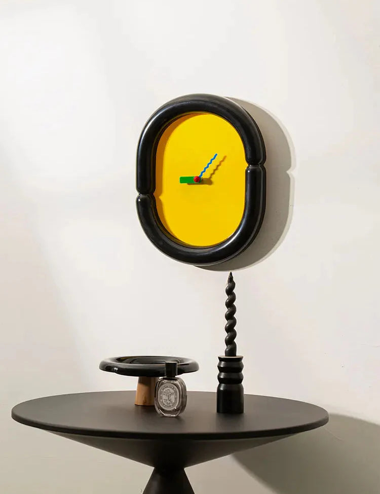 Tube Frame Wall Clock – Modern Minimalist Design