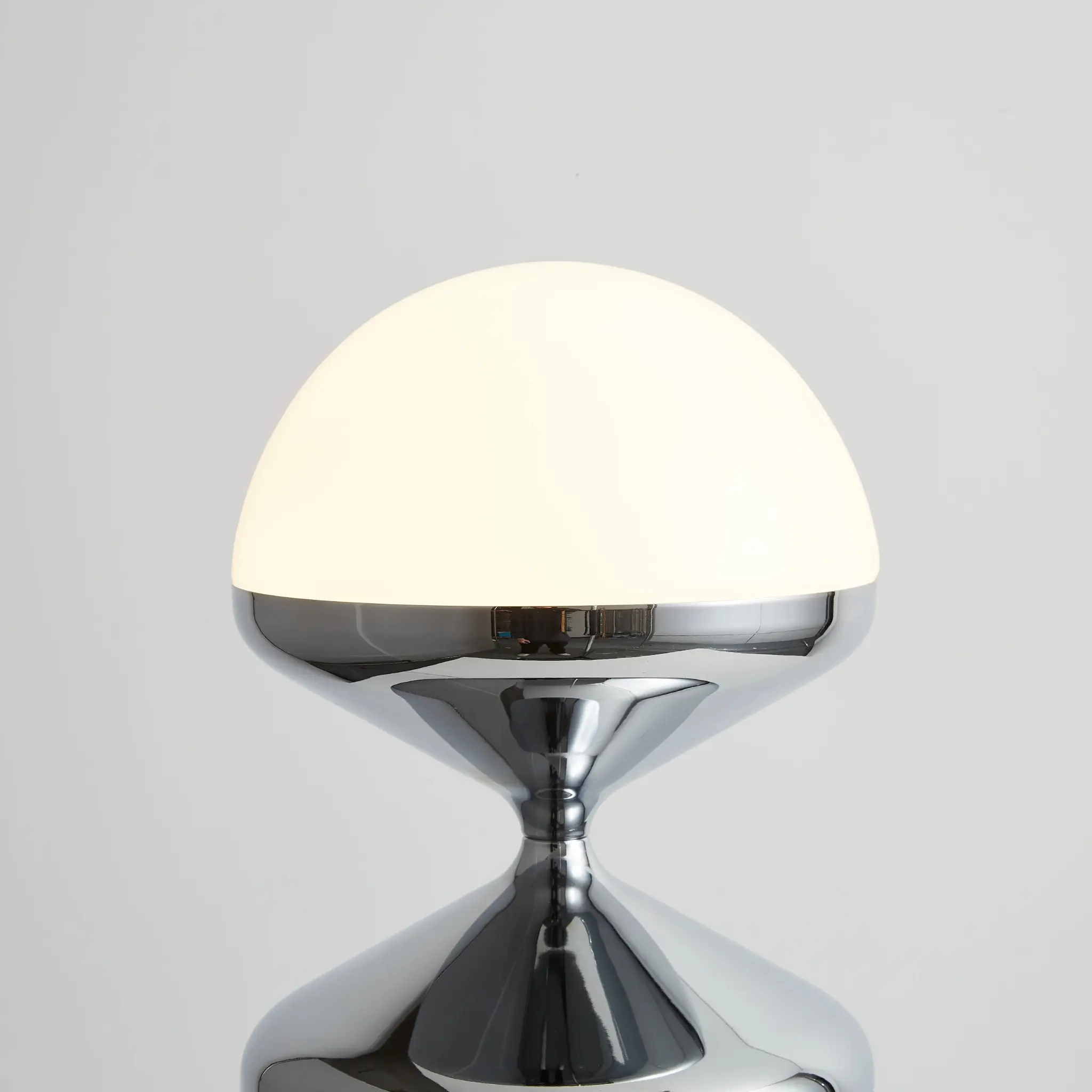 NORDIC-FLUX | Hourglass Sculptural Lamp