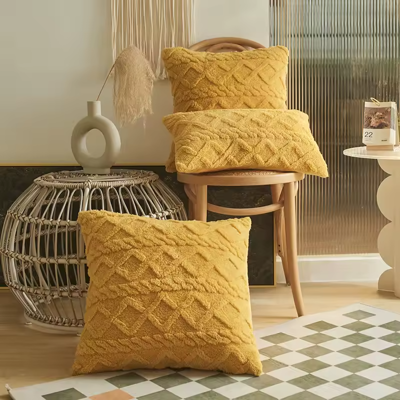 TWIST & PLUSH | Vintage Knitted Faux Wool Cover