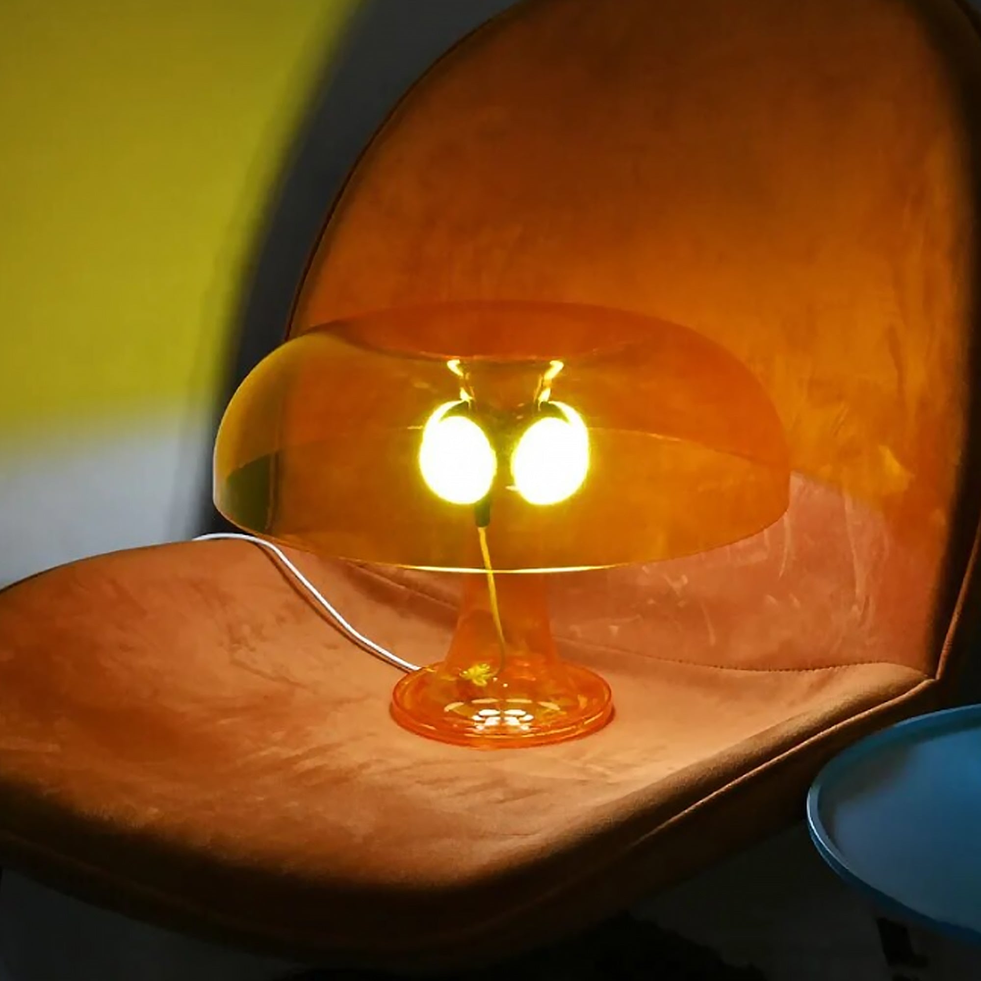 Mushroom Table Lamp | Bauhaus Style Transparent Desk Light