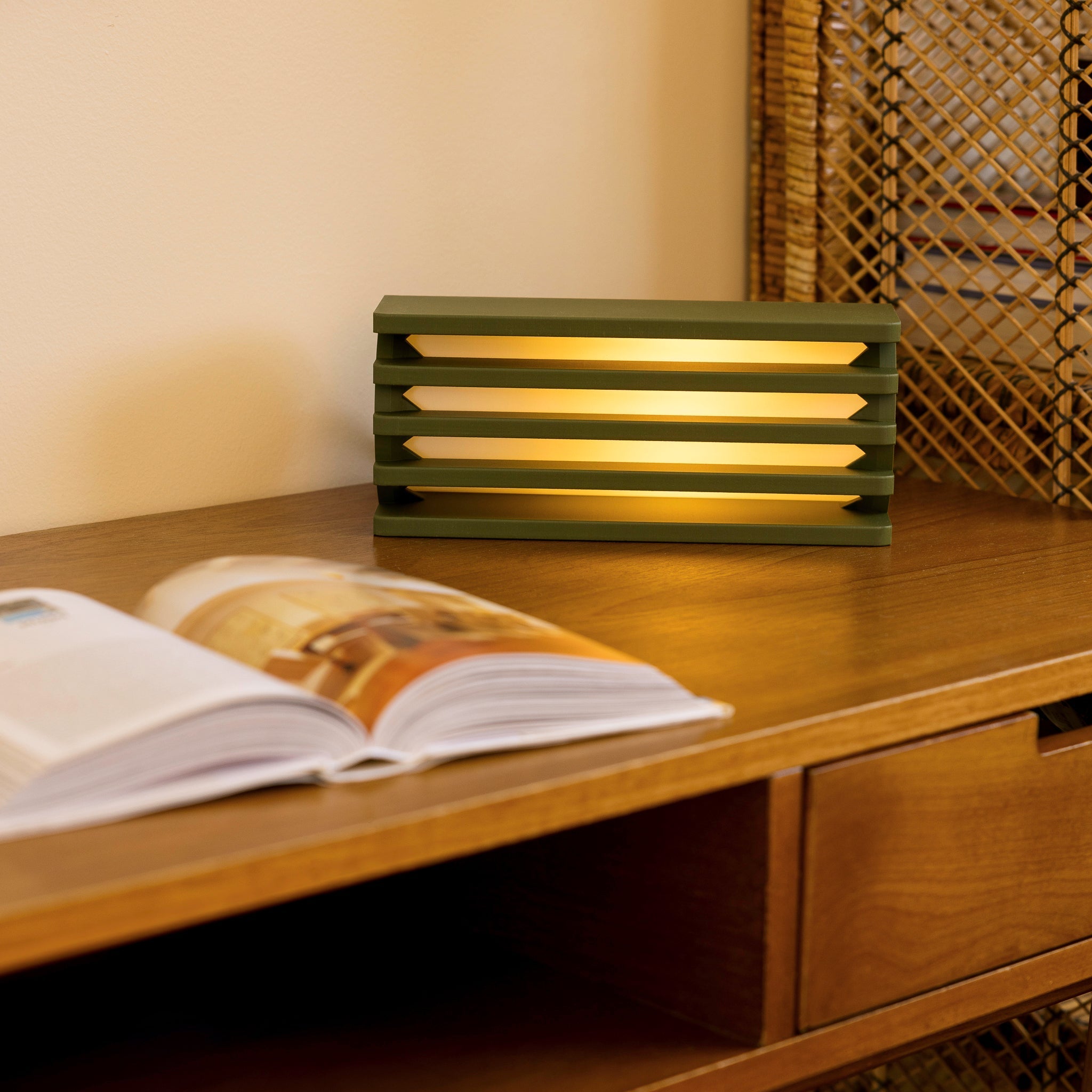Radiator Table Lamp | Dimmable LED & Smart Bulb Compatible