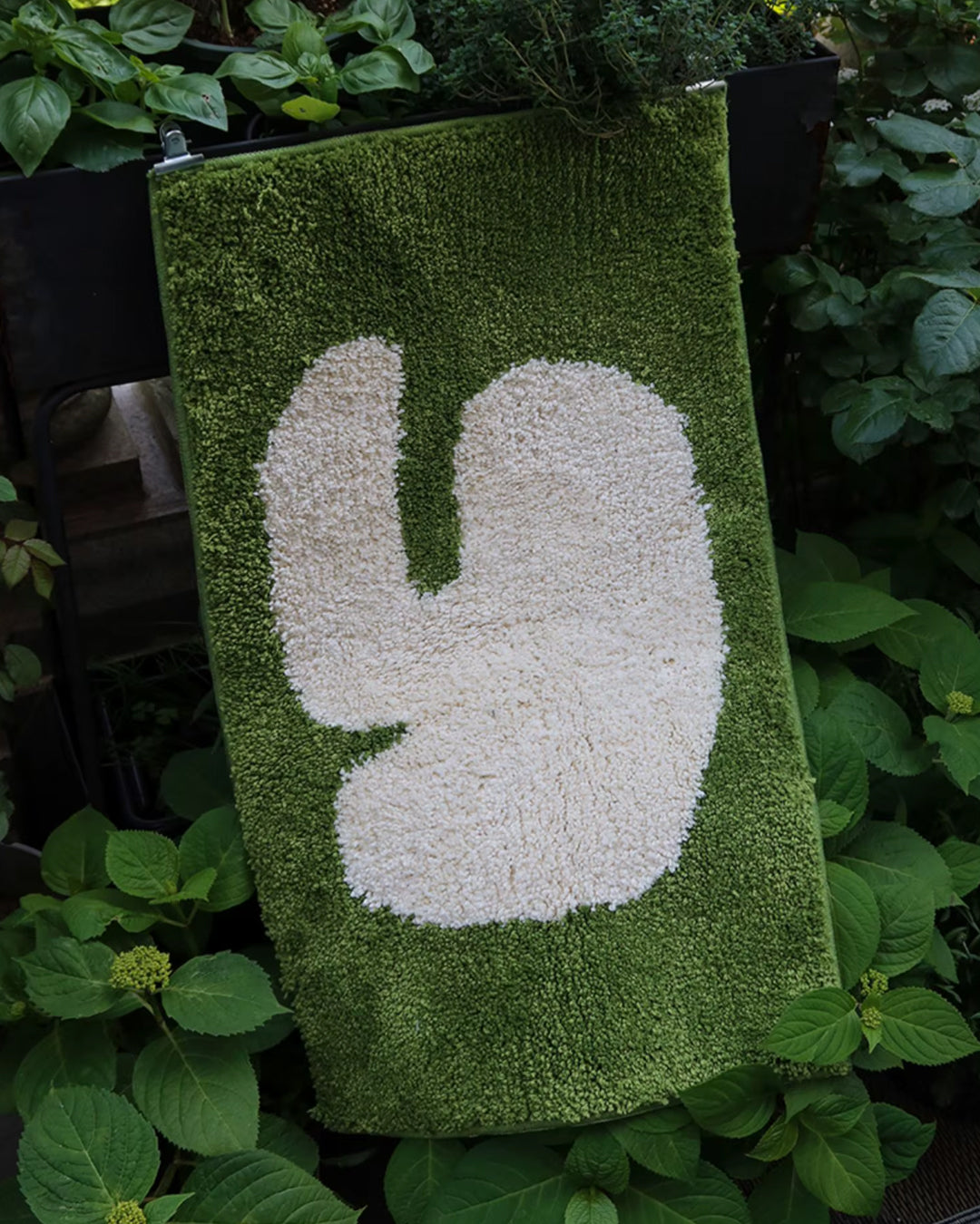 elephant floor mat size reference photo next to everyday objects
