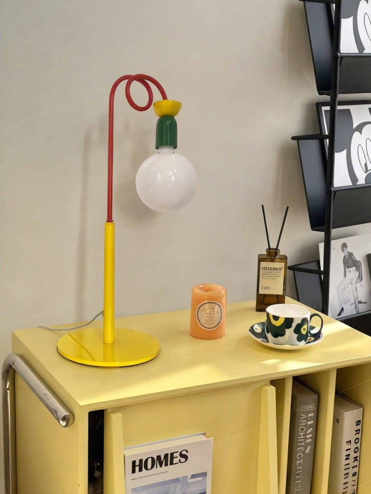 TWIRL-GLOW | Memphis Postmodern Sculptural Lamp