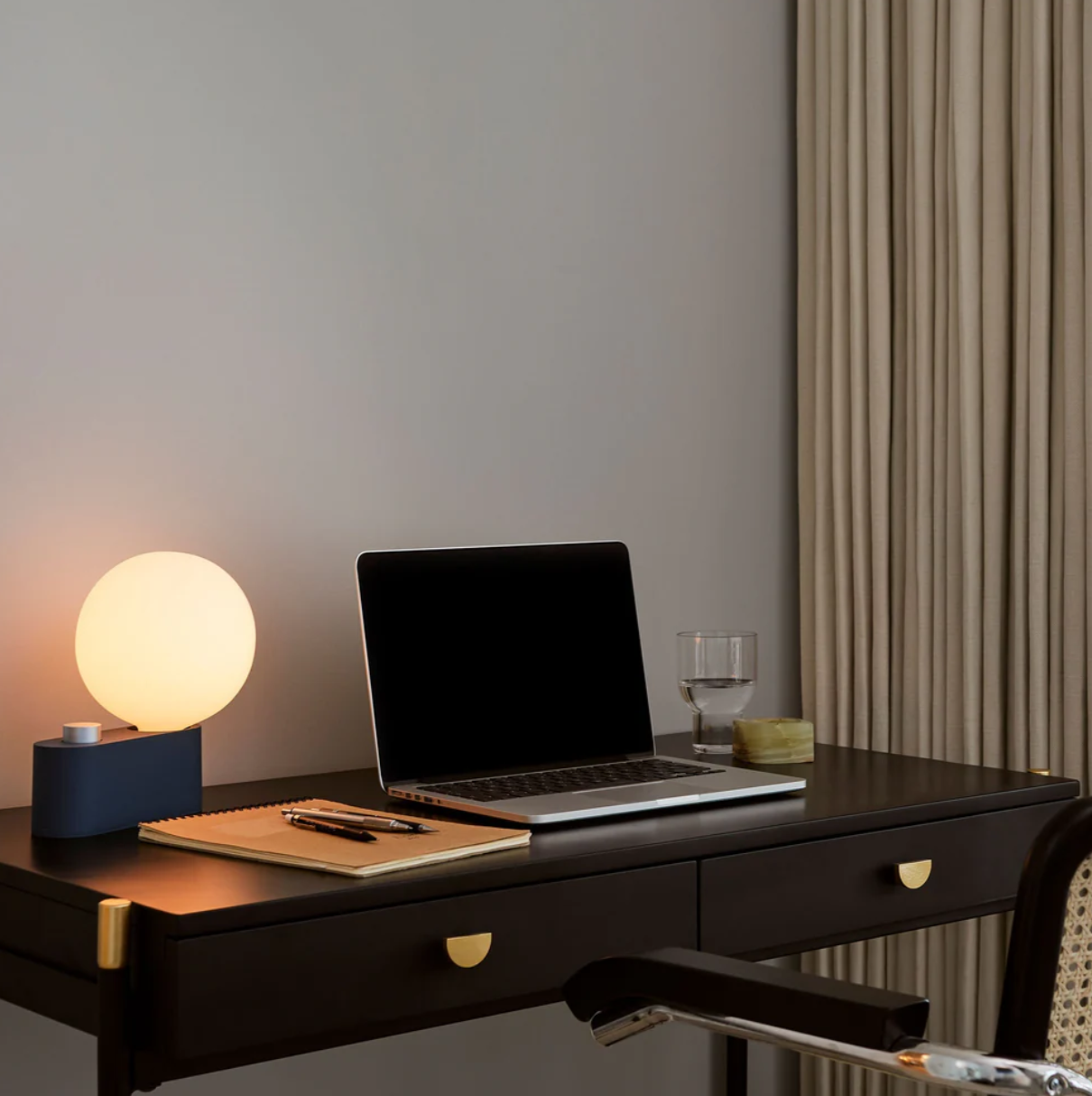 Tala Alumina Table Lamp – Sustainable Lighting, Blossom Pink Design