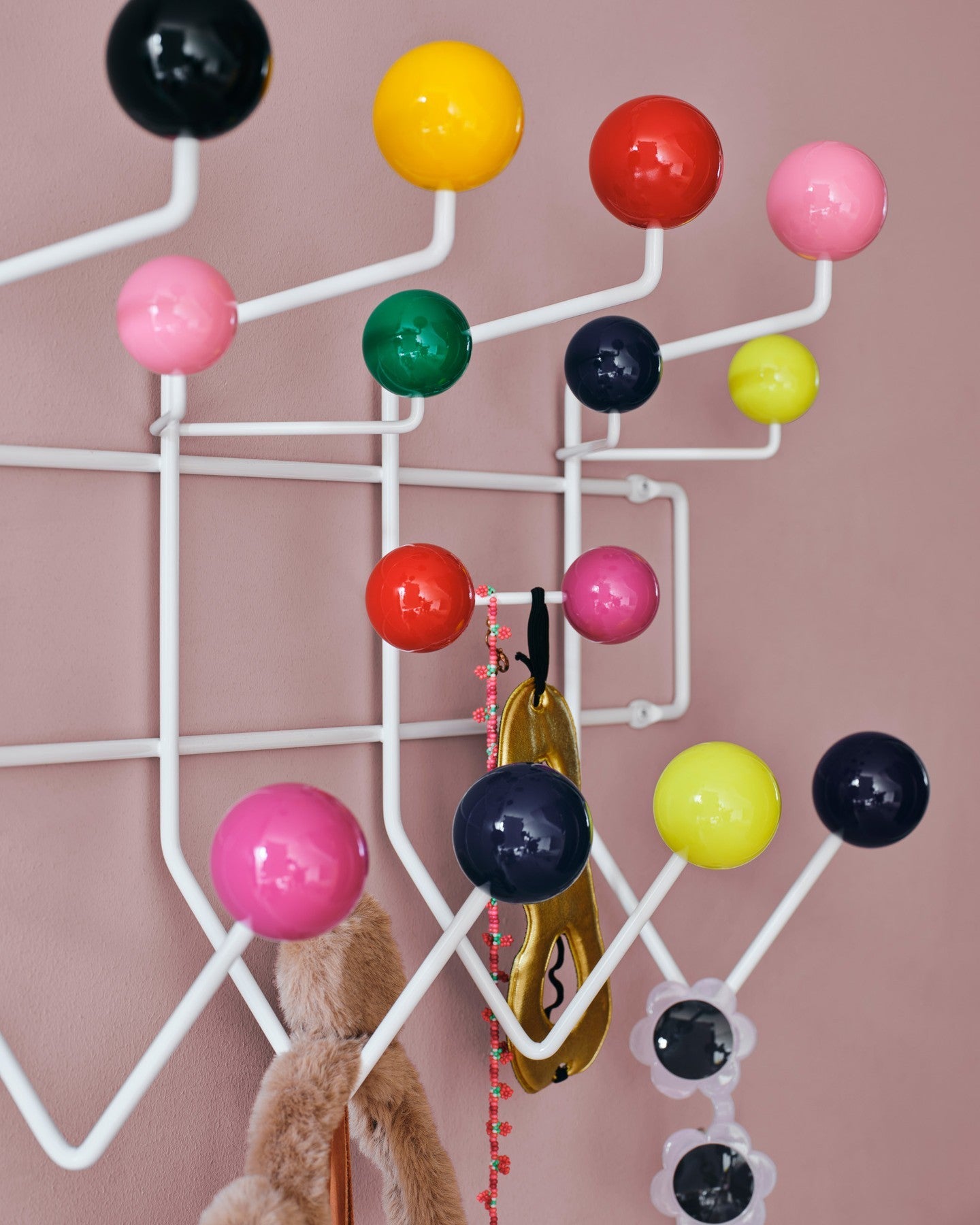Retro Wall Hanger - Vintage Ball Hook Rack