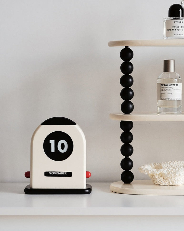 Wooden Retro Calendar - Nordic Designer Wood Craft