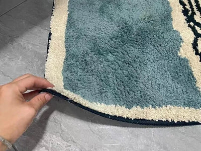 Nordic Bath Mat – Hand Crafted Abstract Plush Rug