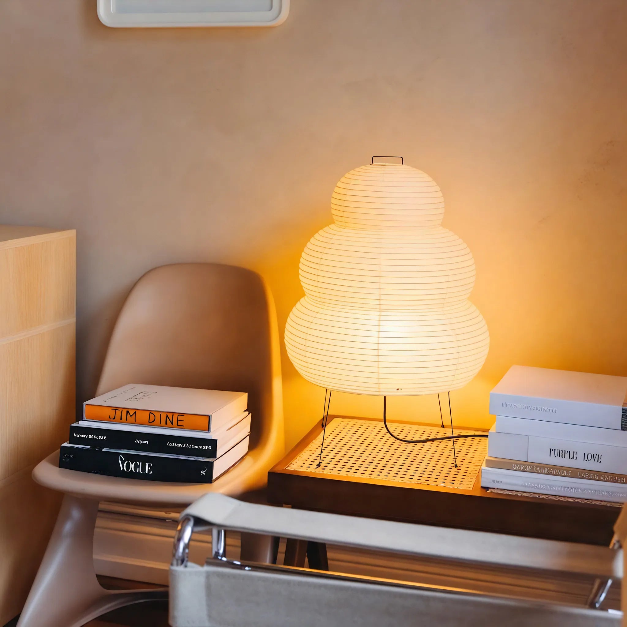PAPPERSLYKTA | Sculptural Paper Table Lamp