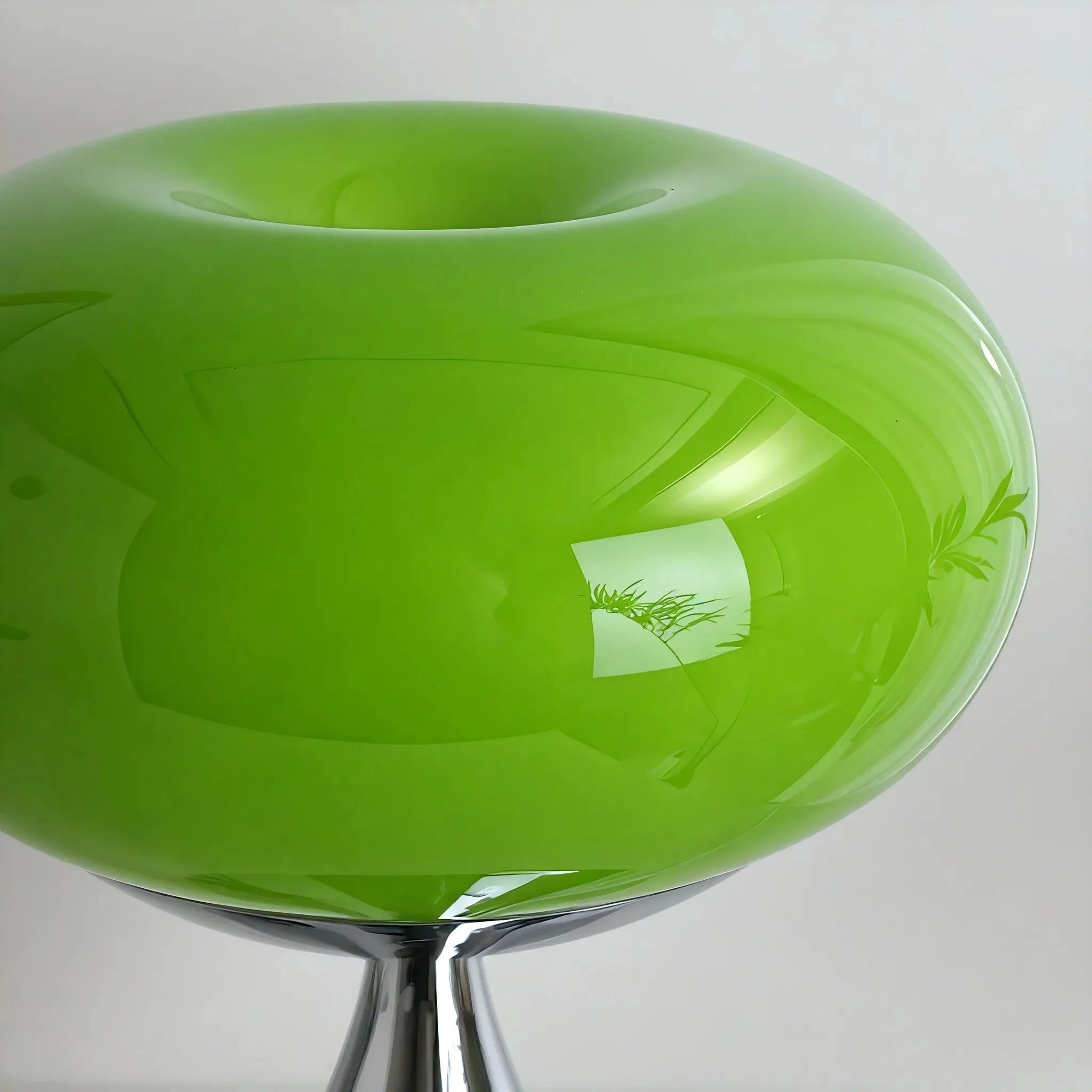 GLOW POD | Bauhaus-Inspired Retro Glass Table Lamp