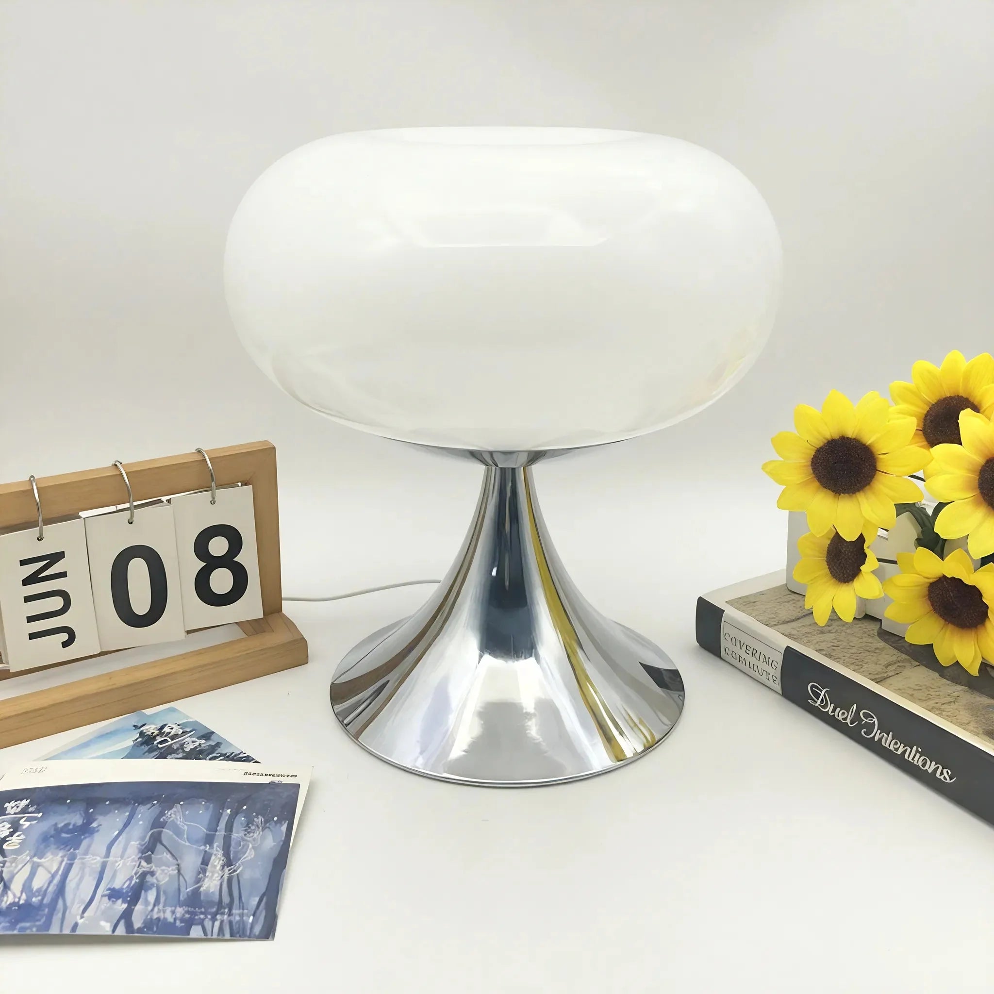 GLOW POD | Bauhaus-Inspired Retro Glass Table Lamp