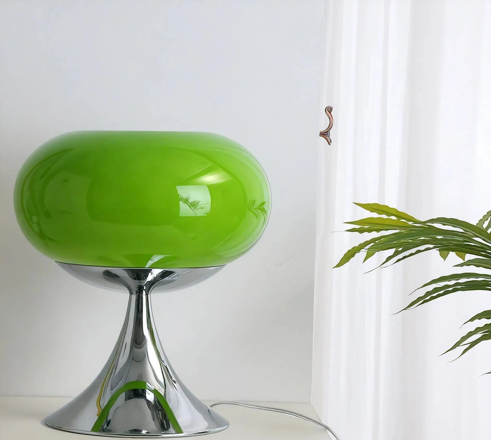 GLOW POD | Bauhaus-Inspired Retro Glass Table Lamp