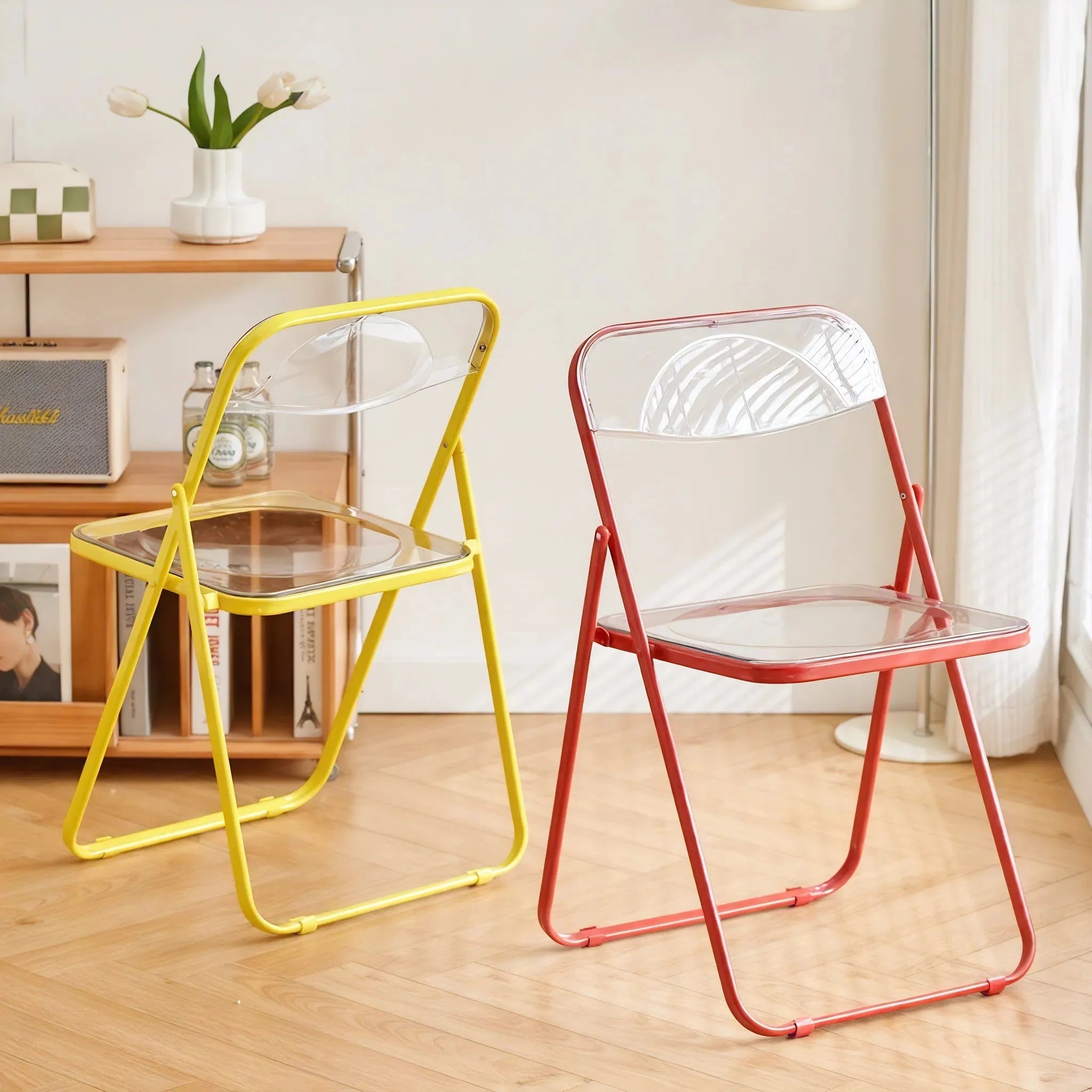 CRYSTAL POP | The Transparent Foldable Chair