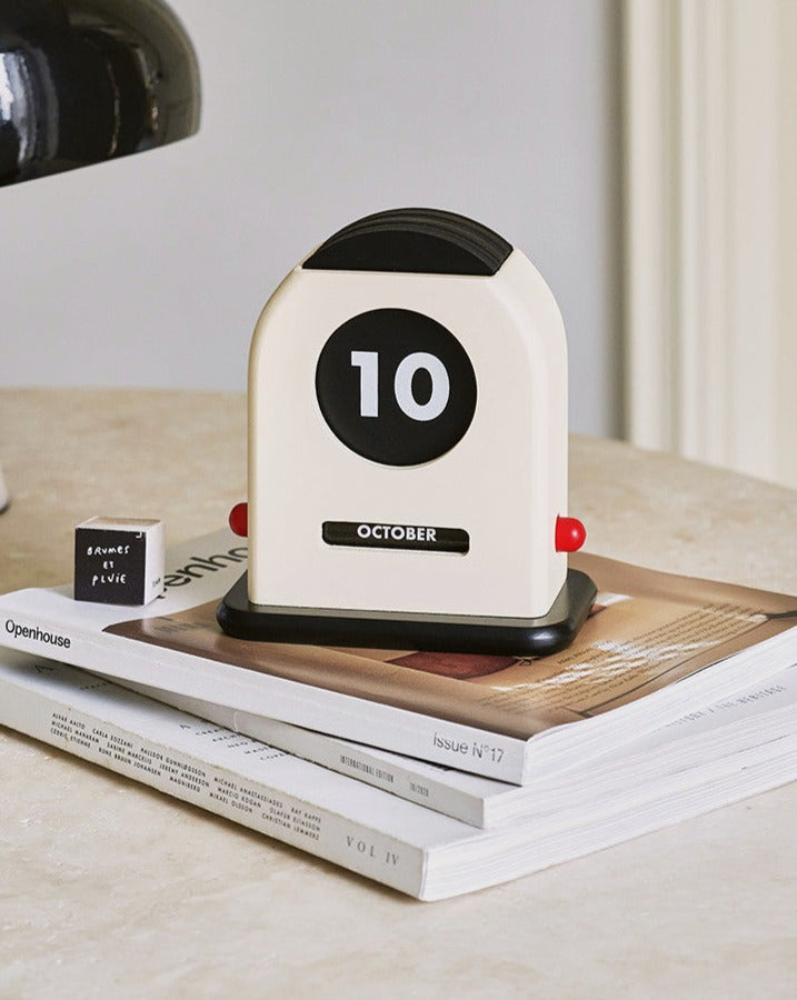 Wooden Retro Calendar - Nordic Designer Wood Craft