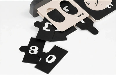 CHRONOS-RETRO | Nordic Calendar Clock
