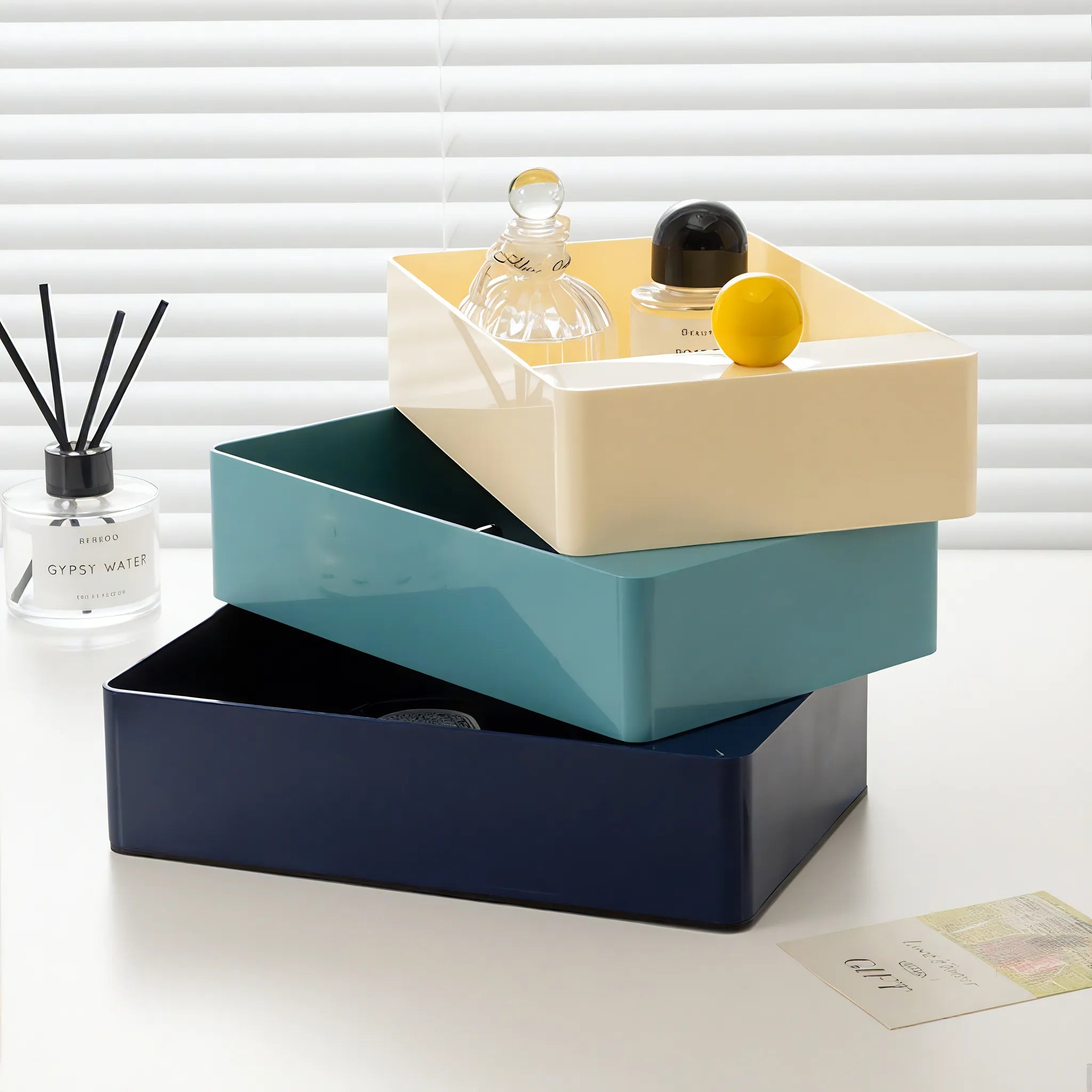 SNURRA | Rotational Multi-Tier Container