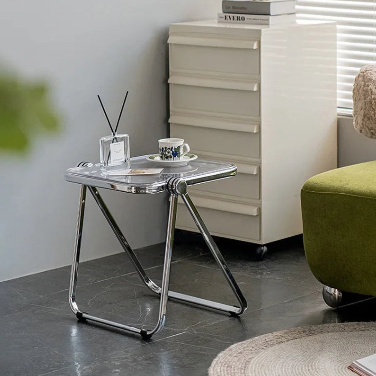 Foldable Acrylic Side Table – Transparent Compact Coffee Table