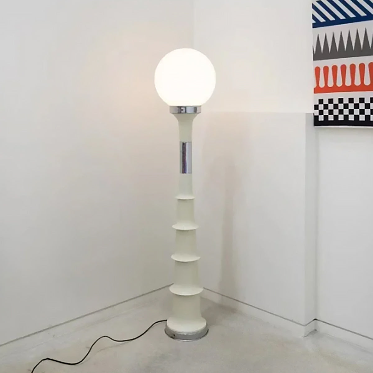 Retro Ball Floor Lamp | 90s French Design, Corded Light