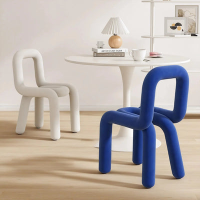 FUNKY FORM | The Sculptural Bouclé Loop Chair